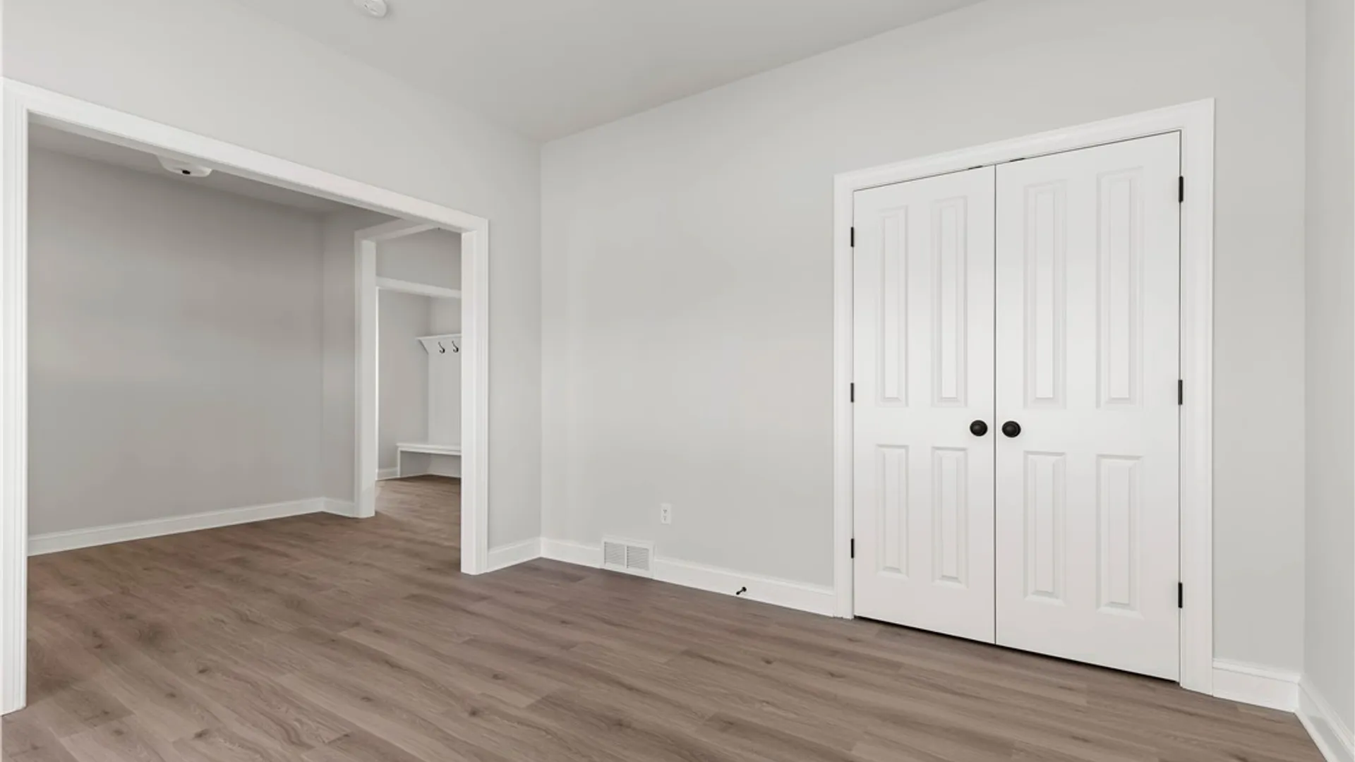 Property at 103 Terwillager Lane, Manlius, NY 13116 5