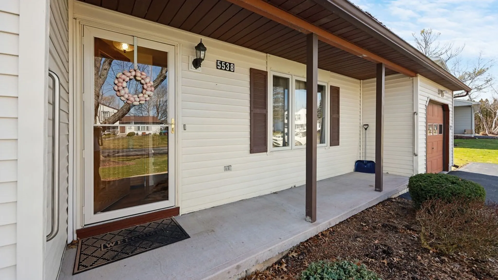 Property at 5538 Piazza Lane, Clay, NY 13041 3