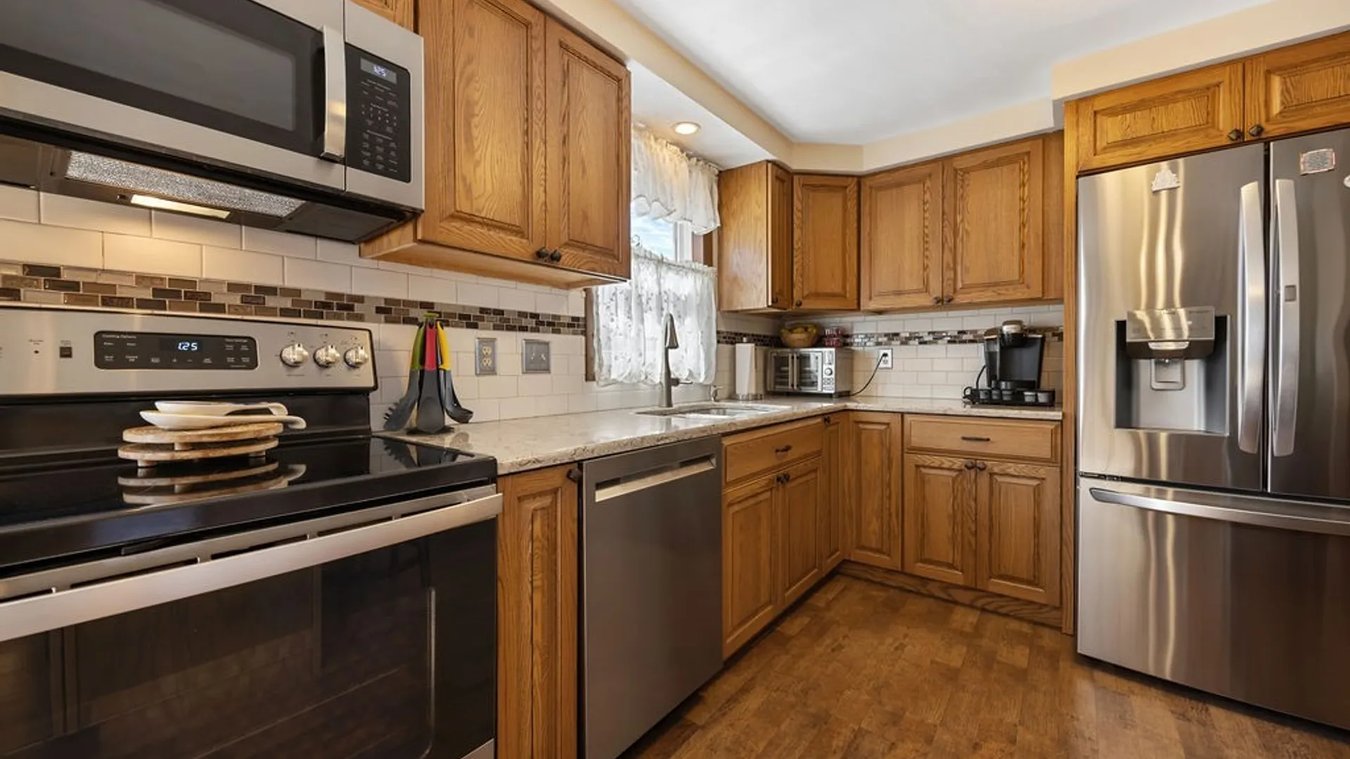 Property at 5538 Piazza Lane, Clay, NY 13041 9