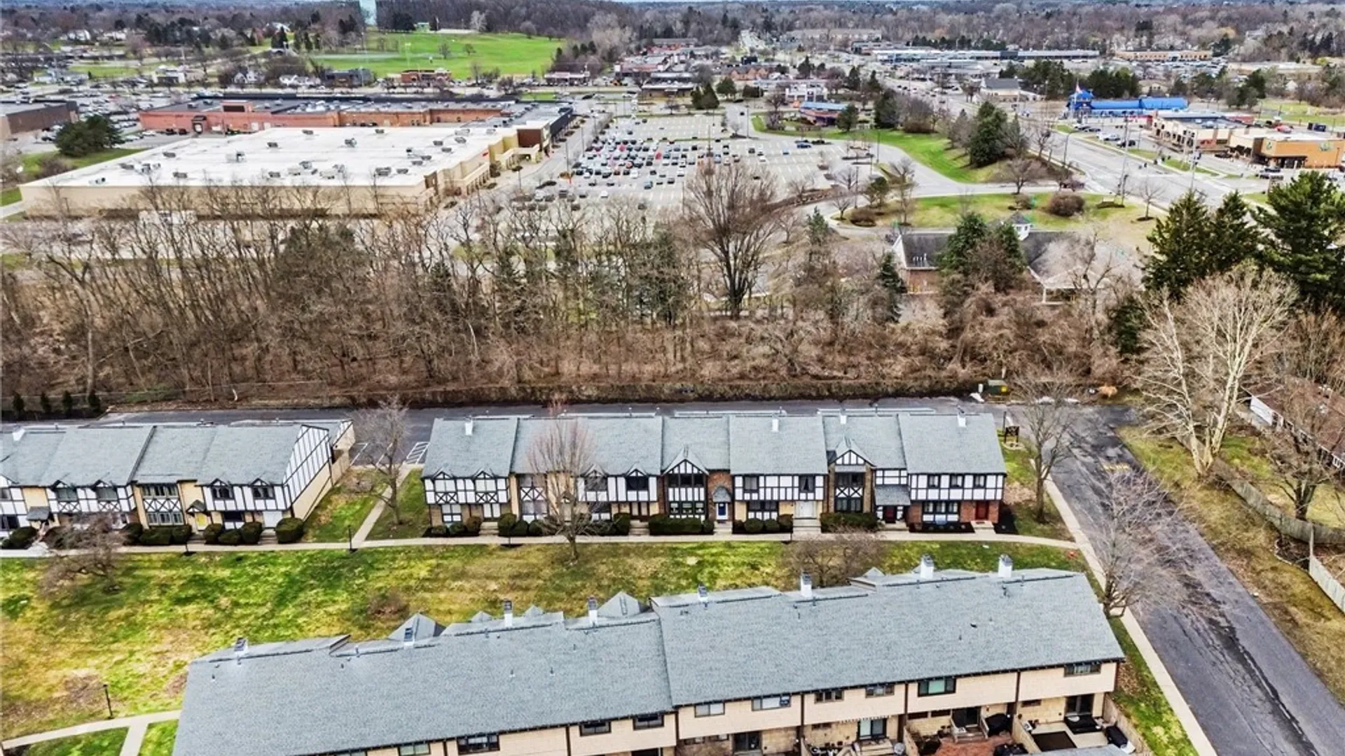 Property at 153 New Wickham Drive, Penfield, NY 14526 36