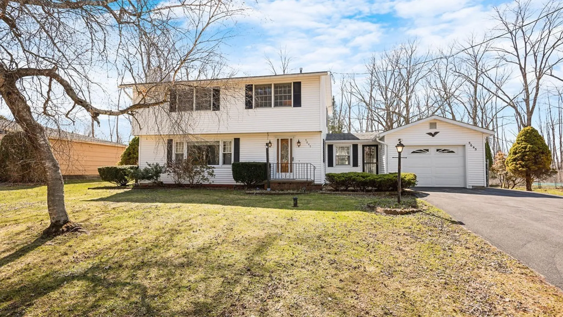 Property at 5645 Stevens Drive, Cicero, NY 13039 2