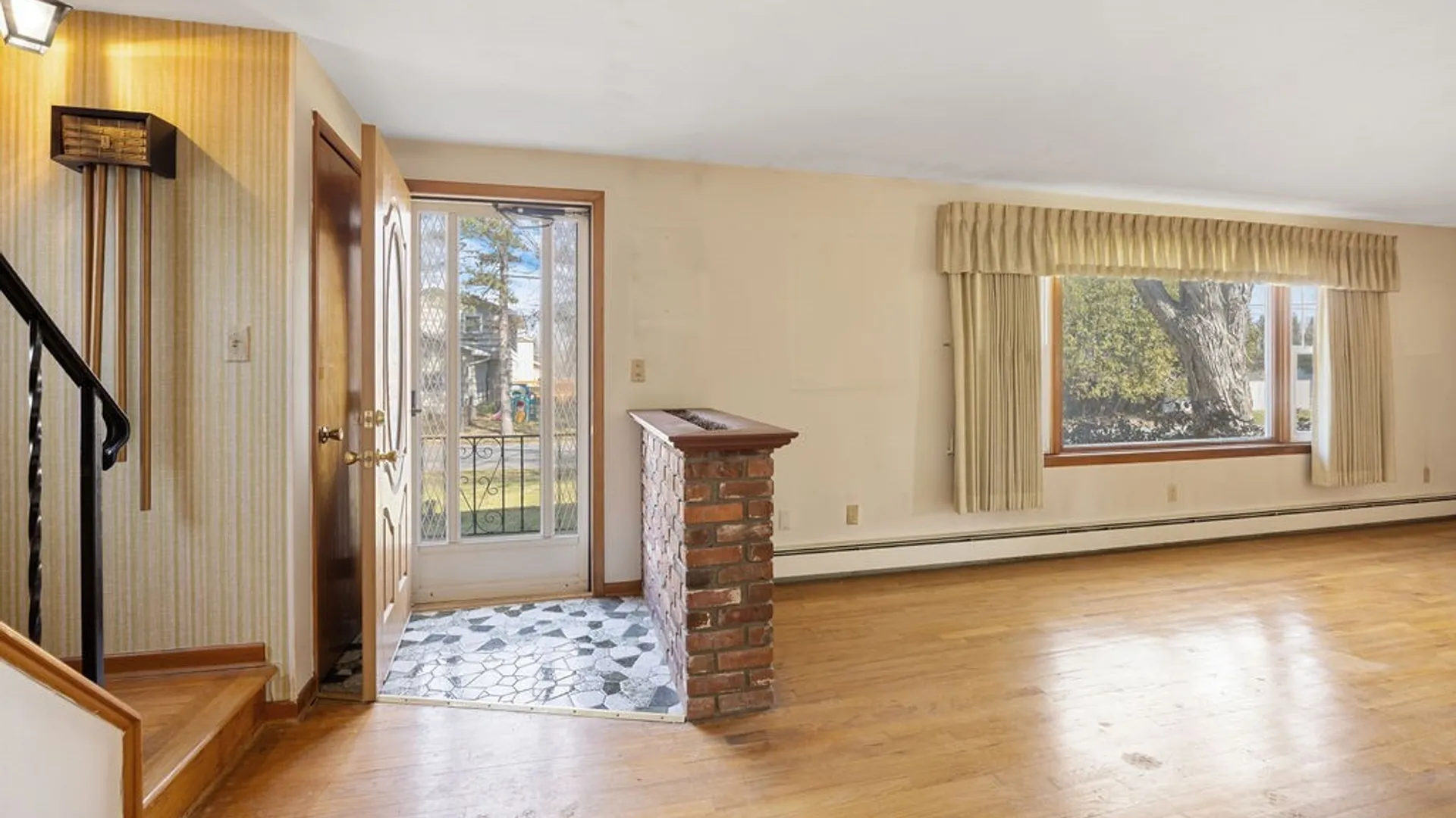 Property at 5645 Stevens Drive, Cicero, NY 13039 4