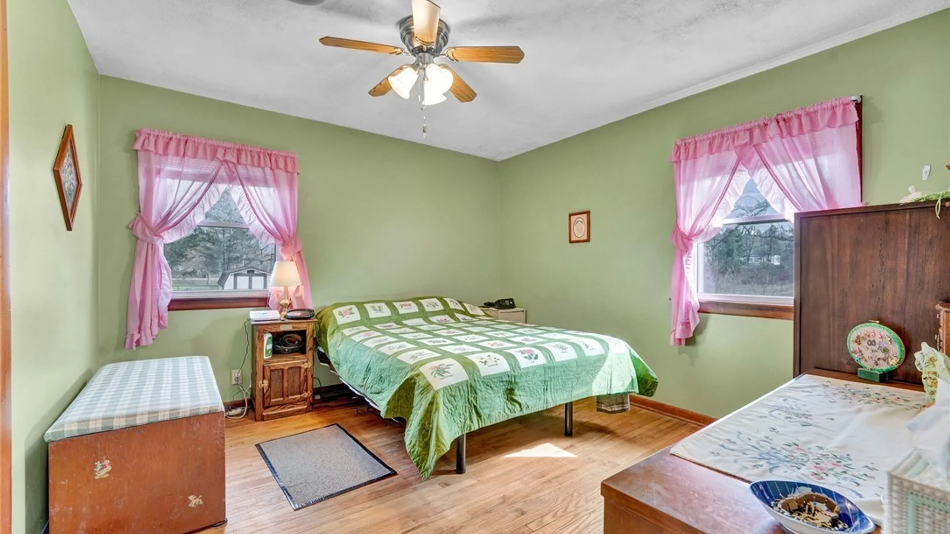 Property at 14 1st Avenue, Yorkshire, NY 14042 24