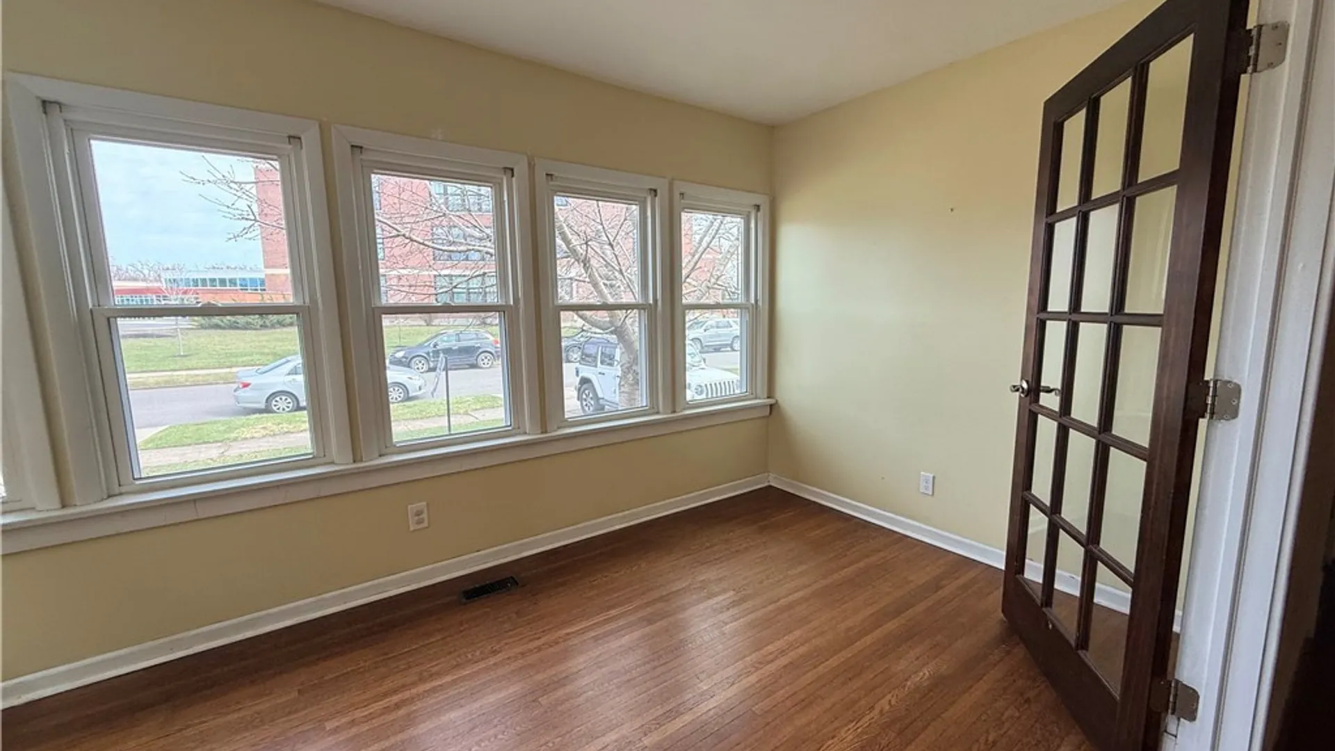 Property at 46 Cunard Road, Buffalo, NY 14216 3