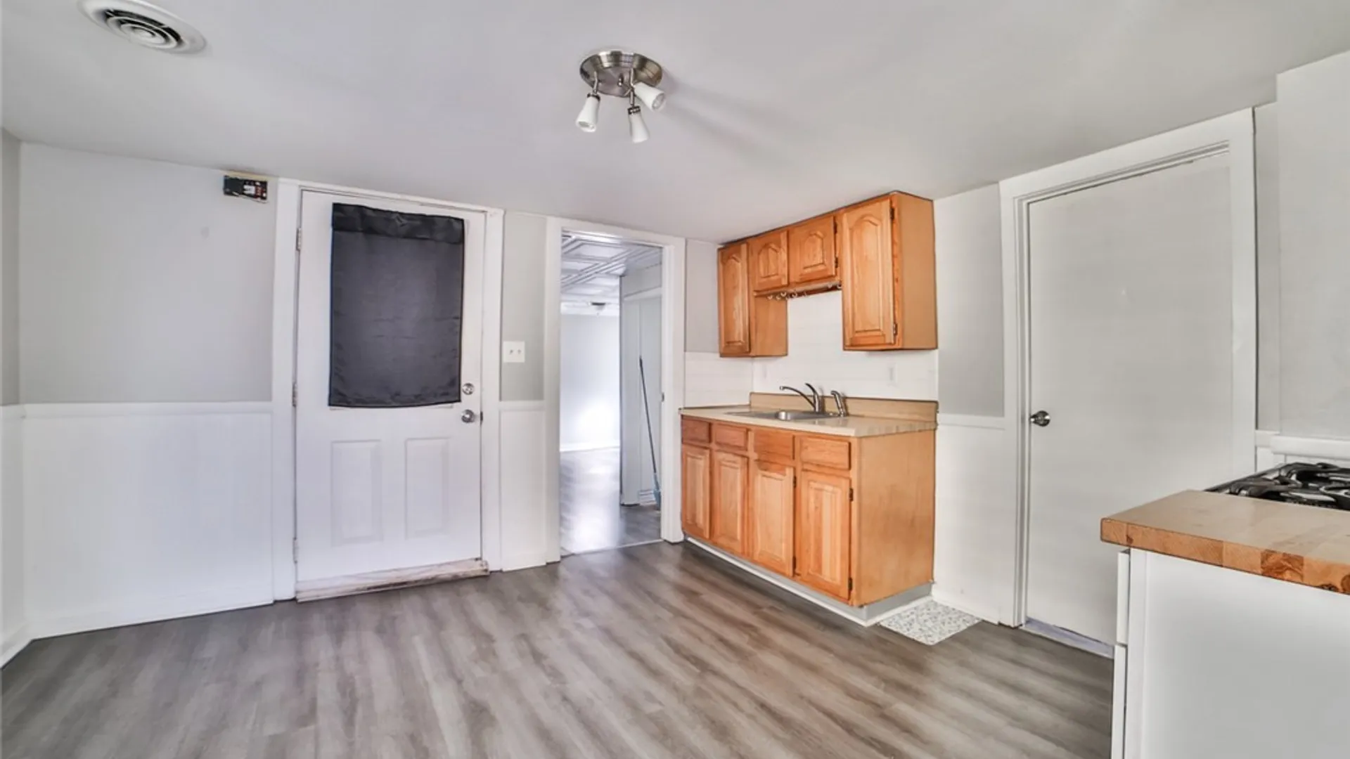 Property at 192 Bird Avenue, Buffalo, NY 14213 29