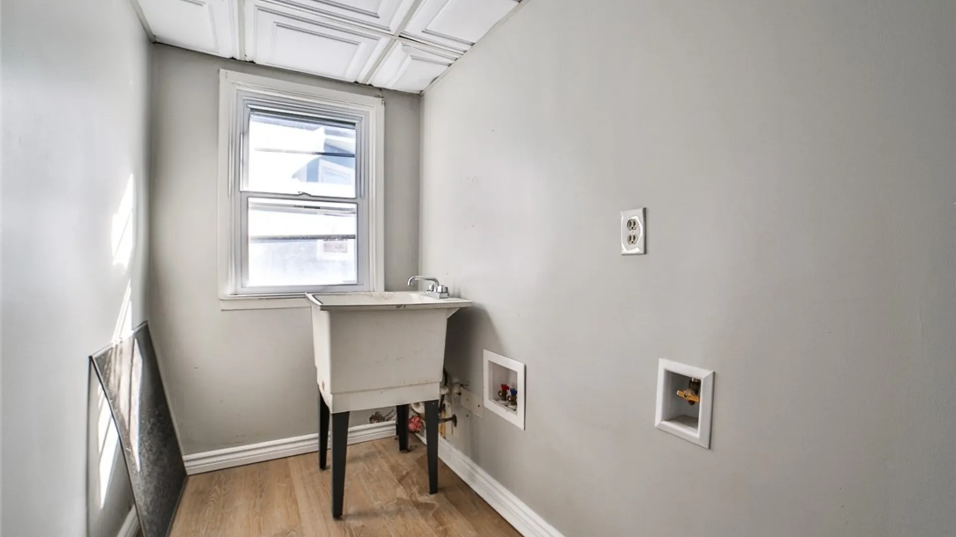 Property at 192 Bird Avenue, Buffalo, NY 14213 41