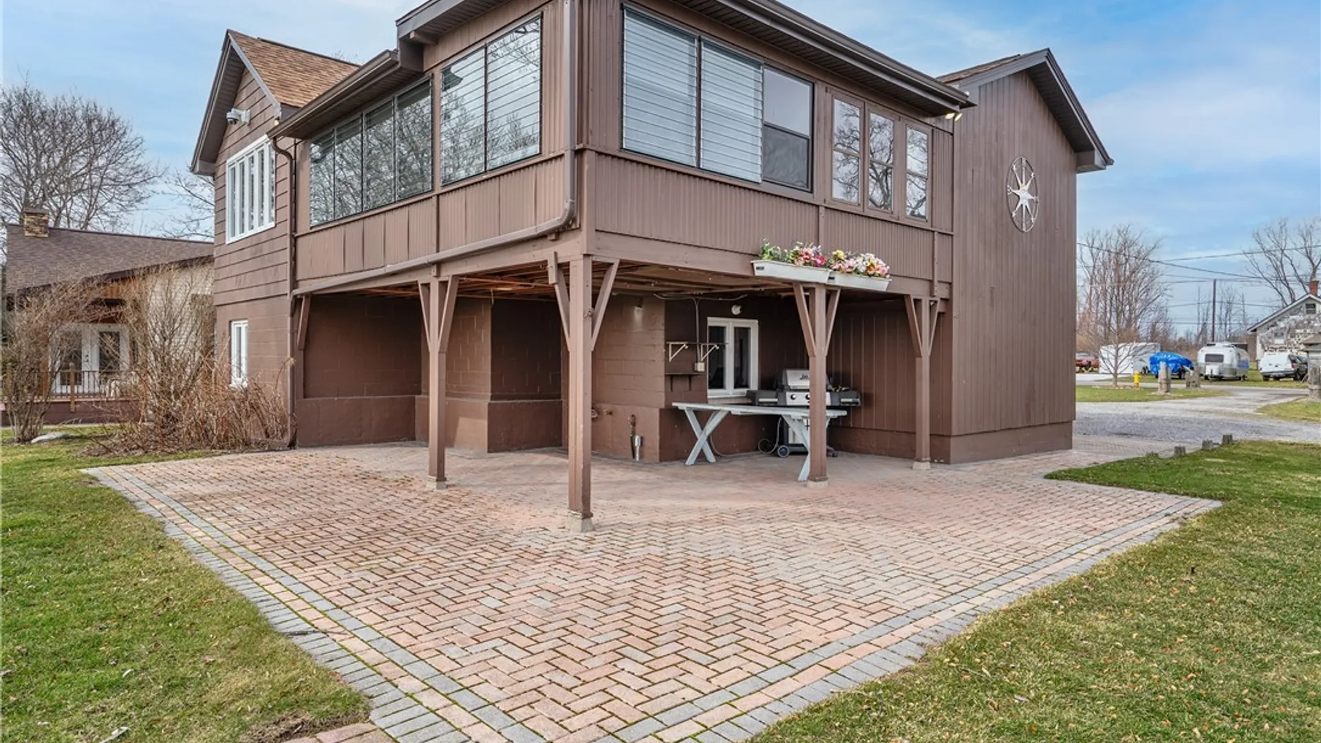 Property at 94 York Road, Wheatfield, NY 14304 5