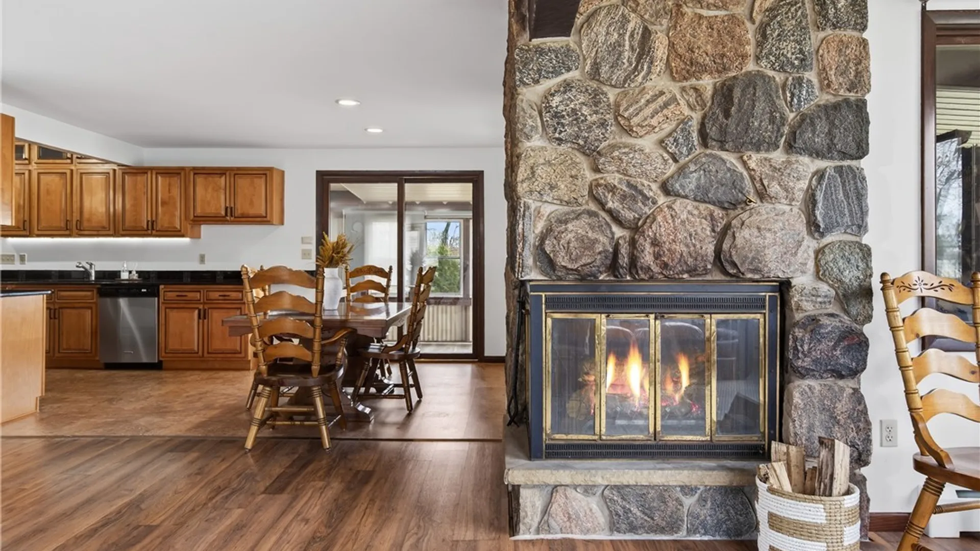 Property at 94 York Road, Wheatfield, NY 14304 9