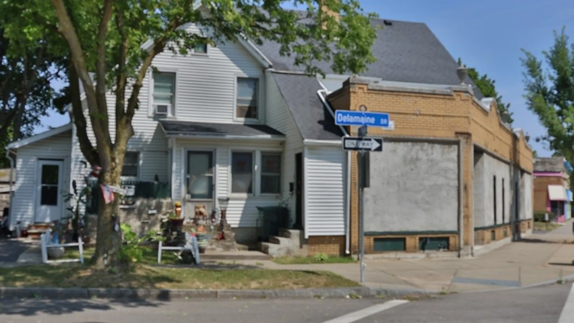 Property at 1005 Portland Avenue, Rochester, NY 14621 4