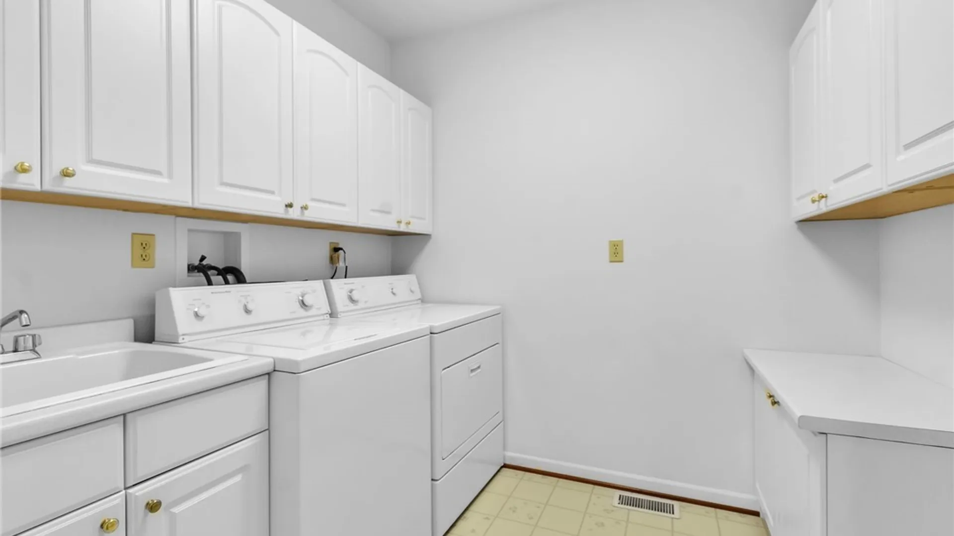 Property at 5005 Harris Hill Road, Clarence, NY 14221 35