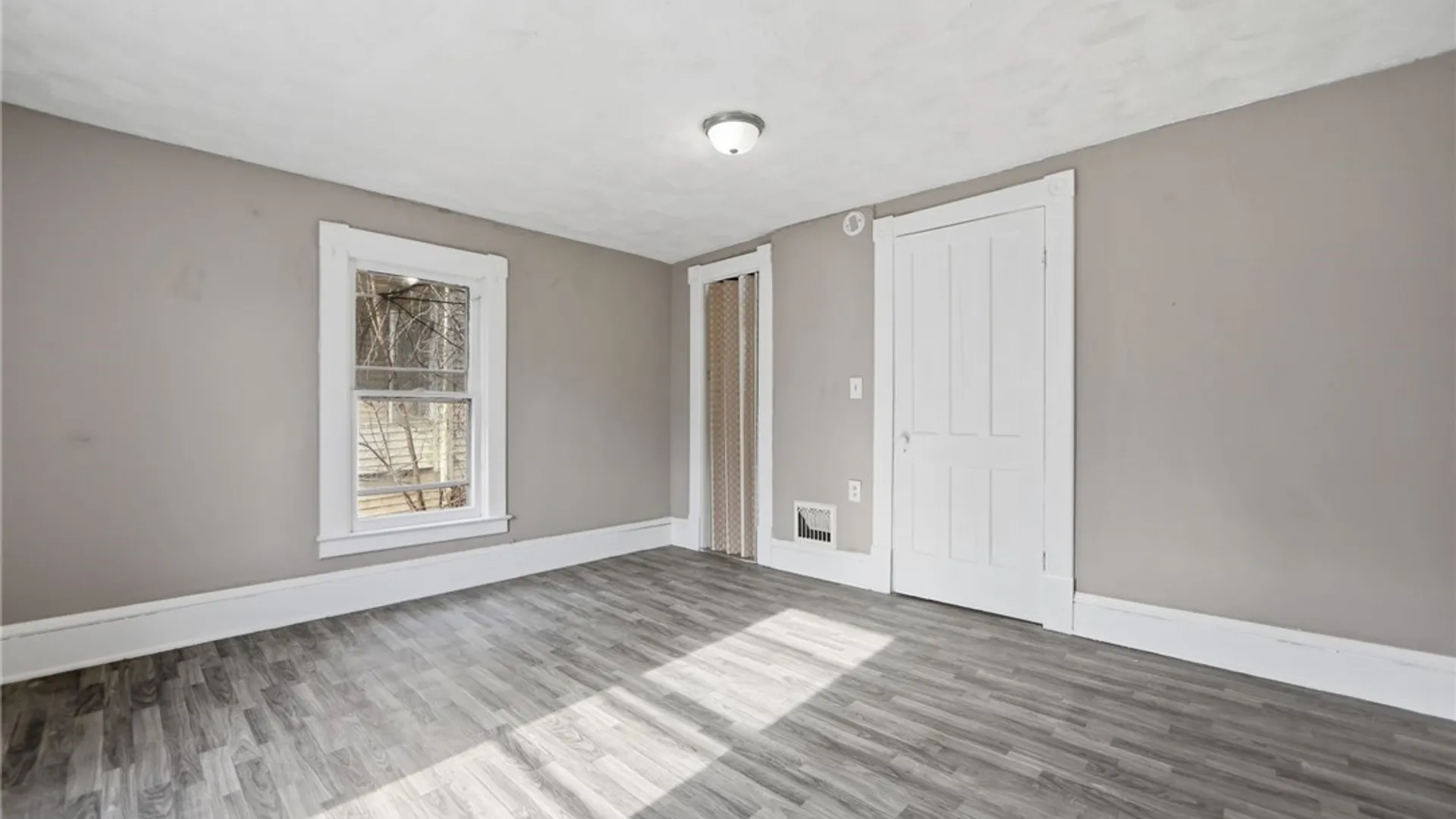 Property at 28 Orchard Street, German Flatts, NY 13357 10