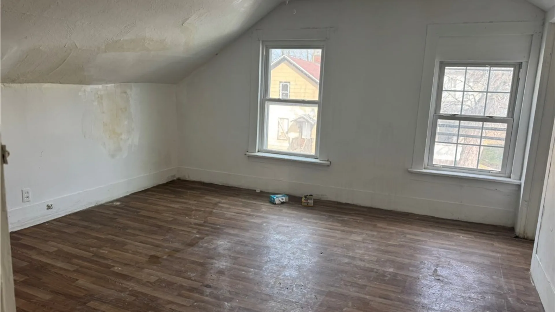 Property at 435 Elmwood Avenue, Niagara Falls, NY 14301 3