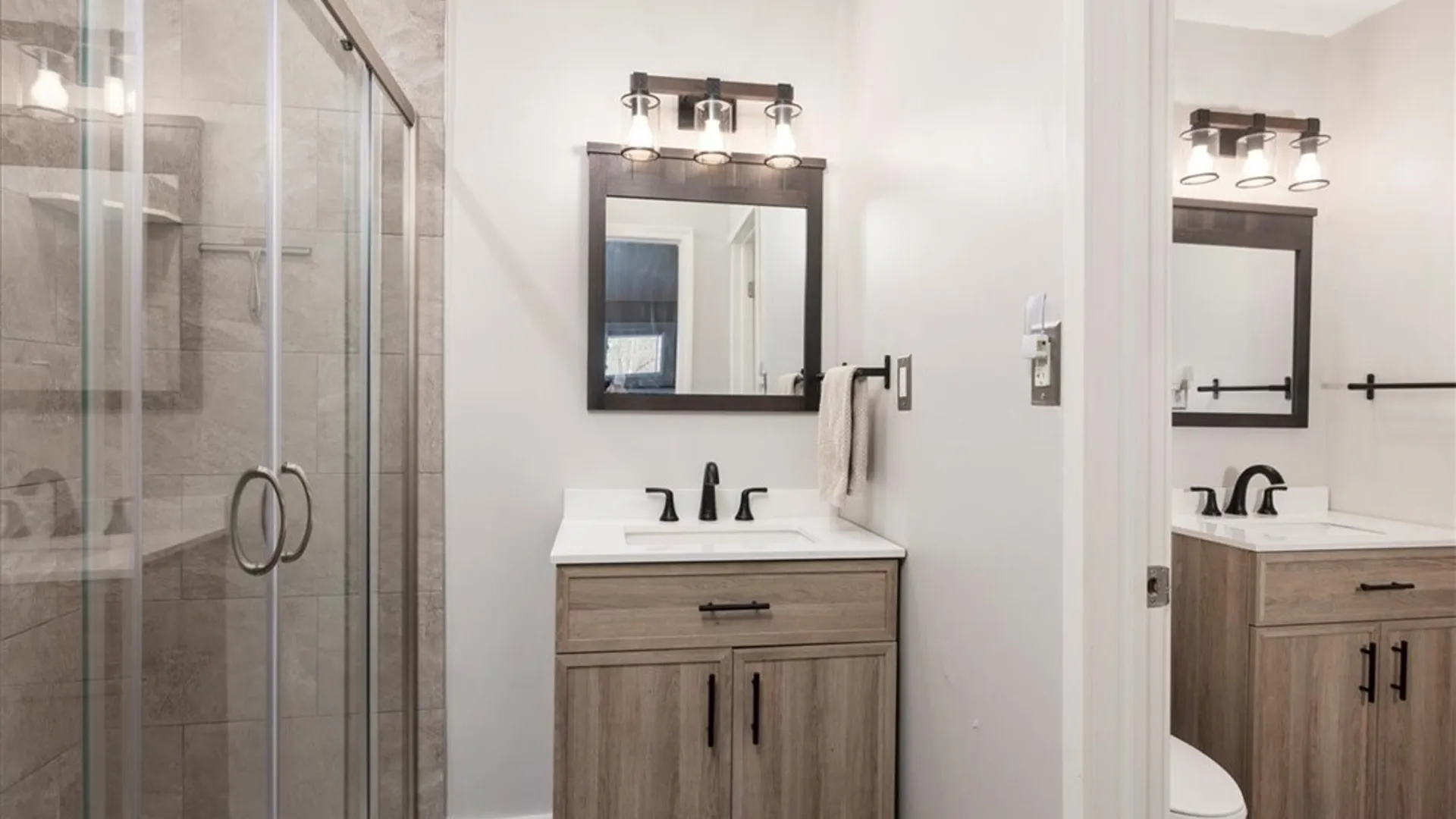 Property at 37 Tunbridge Walke, Aurora, NY 14052 15