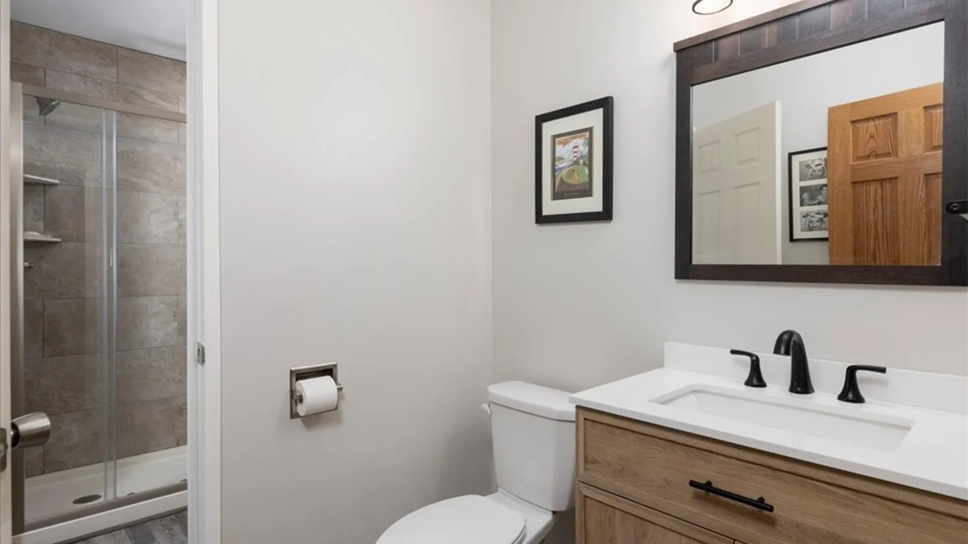 Property at 37 Tunbridge Walke, Aurora, NY 14052 16