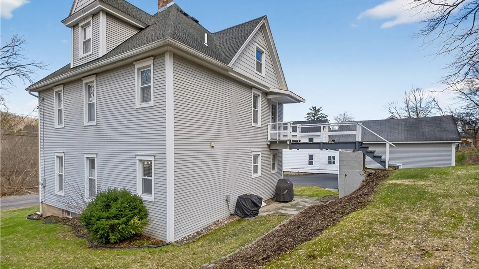 Property at 29 South Street, Camillus, NY 13031 26
