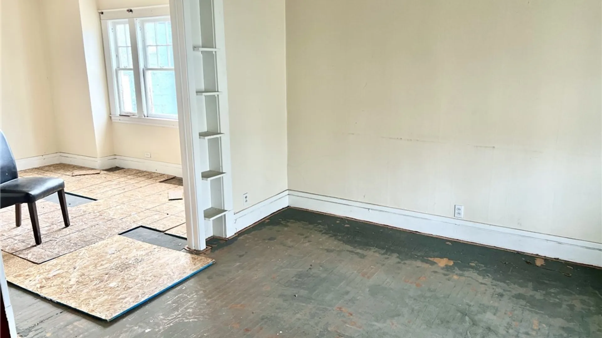 Property at 1113 Main Street, Niagara Falls, NY 14301 16
