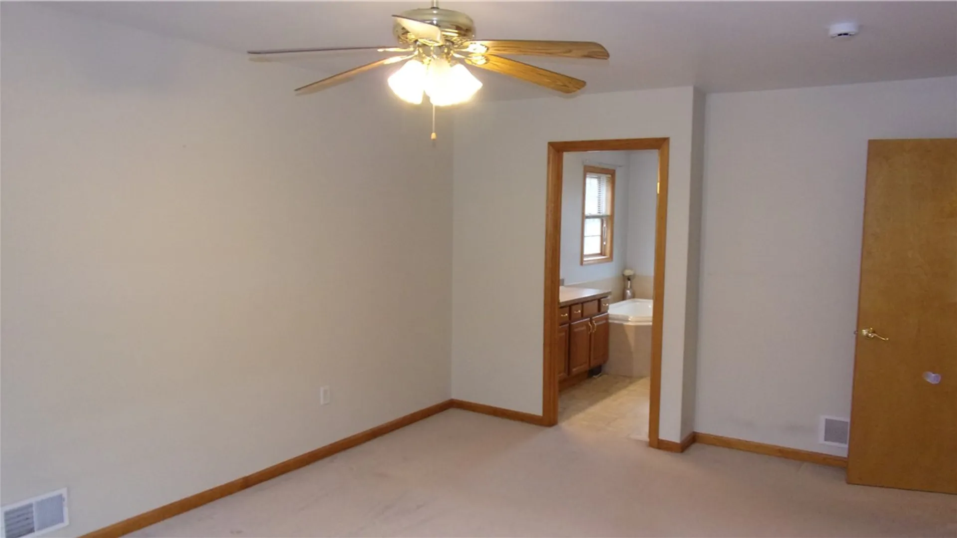 Property at 5279 Mount Morris Rd, Leicester, NY 14510 25