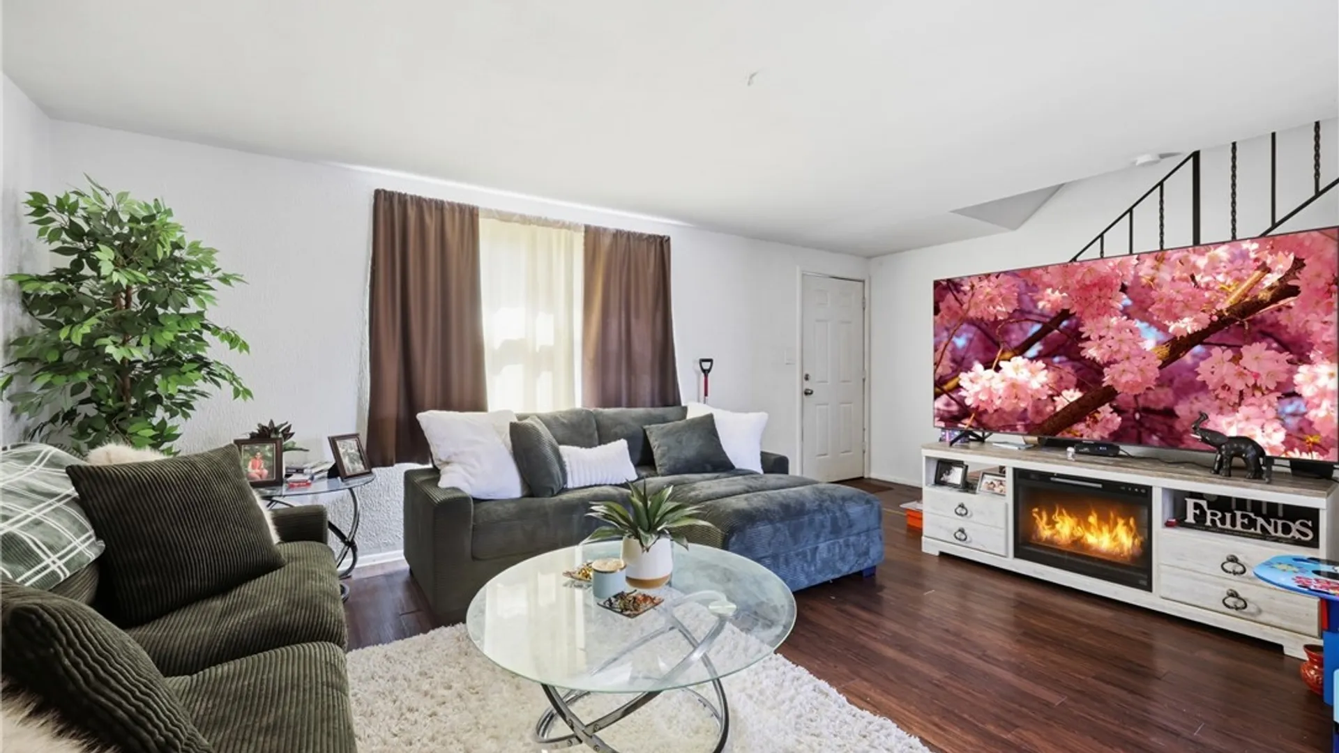 Property at 54 Creekside Drive, Cheektowaga, NY 14227 19