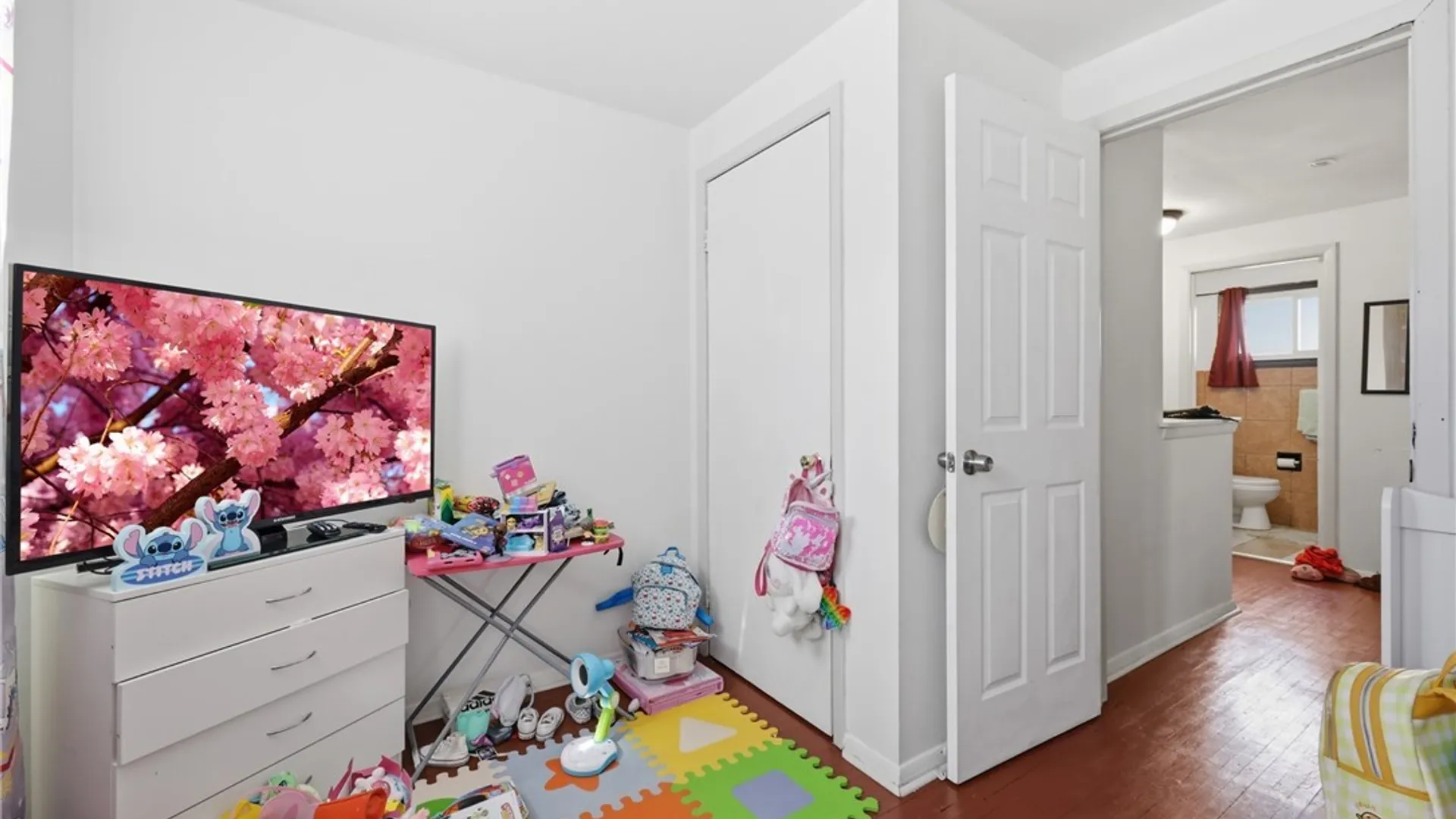 Property at 54 Creekside Drive, Cheektowaga, NY 14227 32