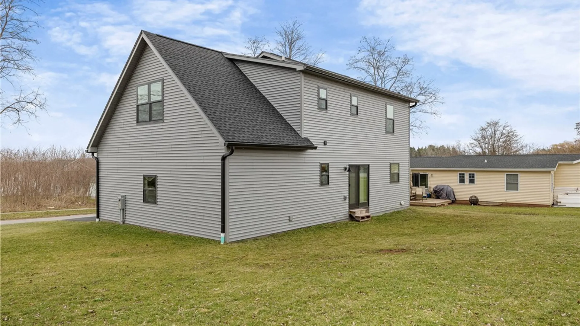 Property at 11 Berry Grove Lane, Clarkson, NY 14420 6