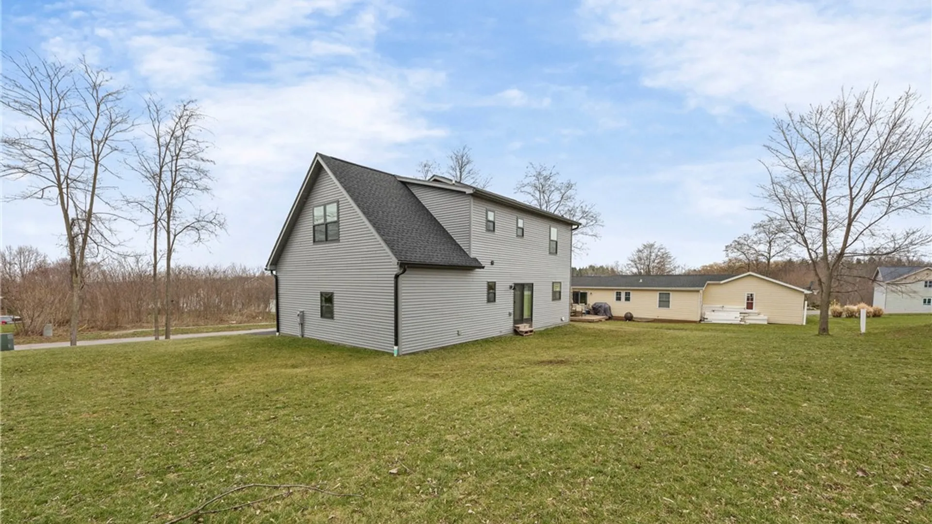 Property at 11 Berry Grove Lane, Clarkson, NY 14420 7