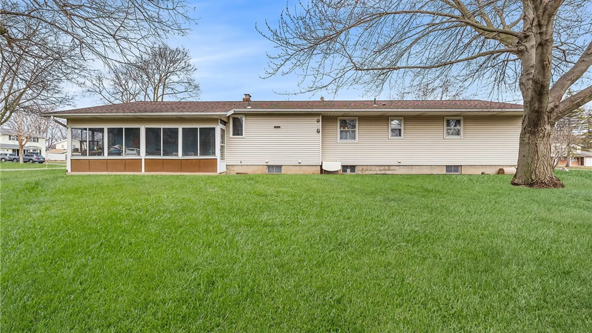 Property at 331 El Mar Drive, Greece, NY 14616 15