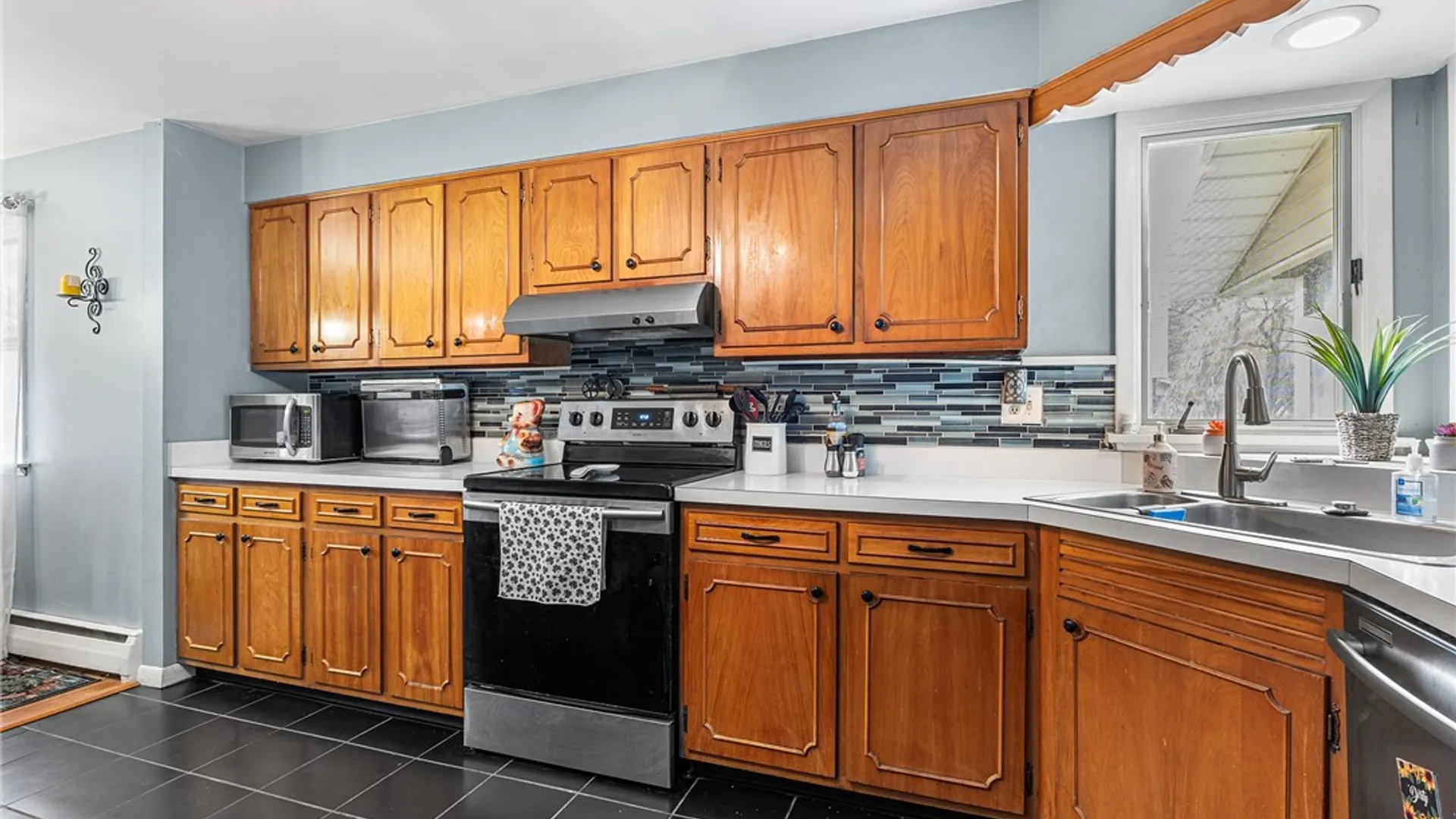 Property at 331 El Mar Drive, Greece, NY 14616 8