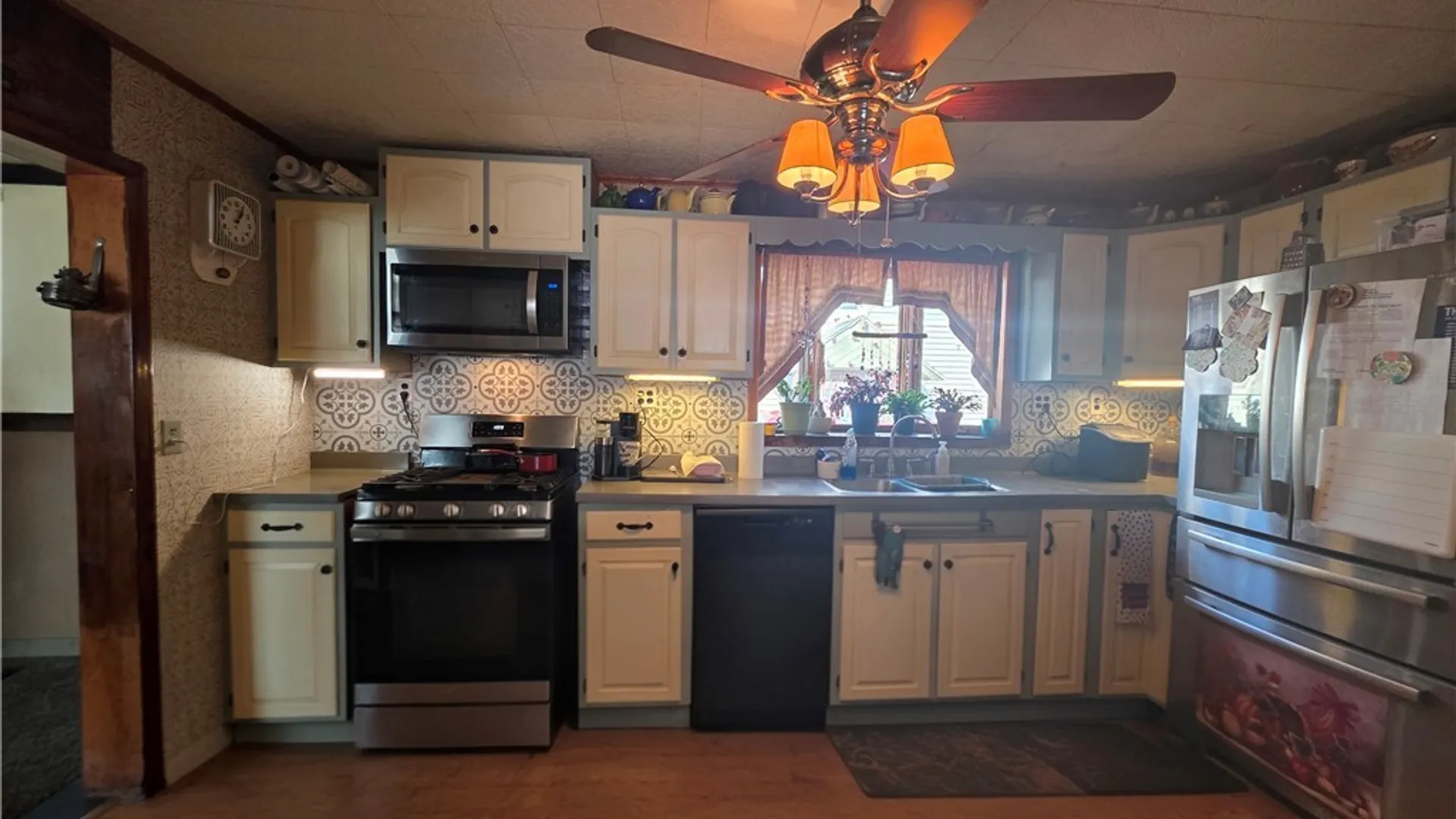 Property at 54 Lexington Avenue, Salamanca, NY 14779 8