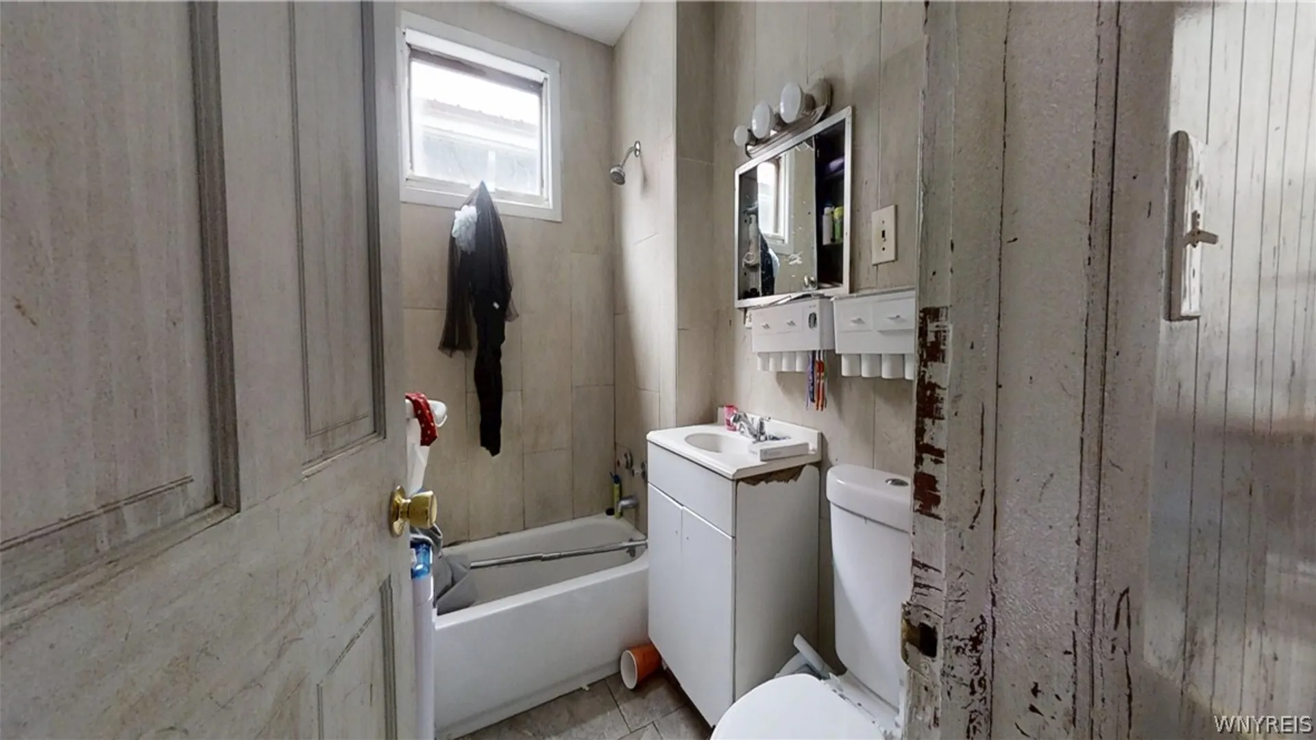 Property at 7 Milton Street, Buffalo, NY 14210 12