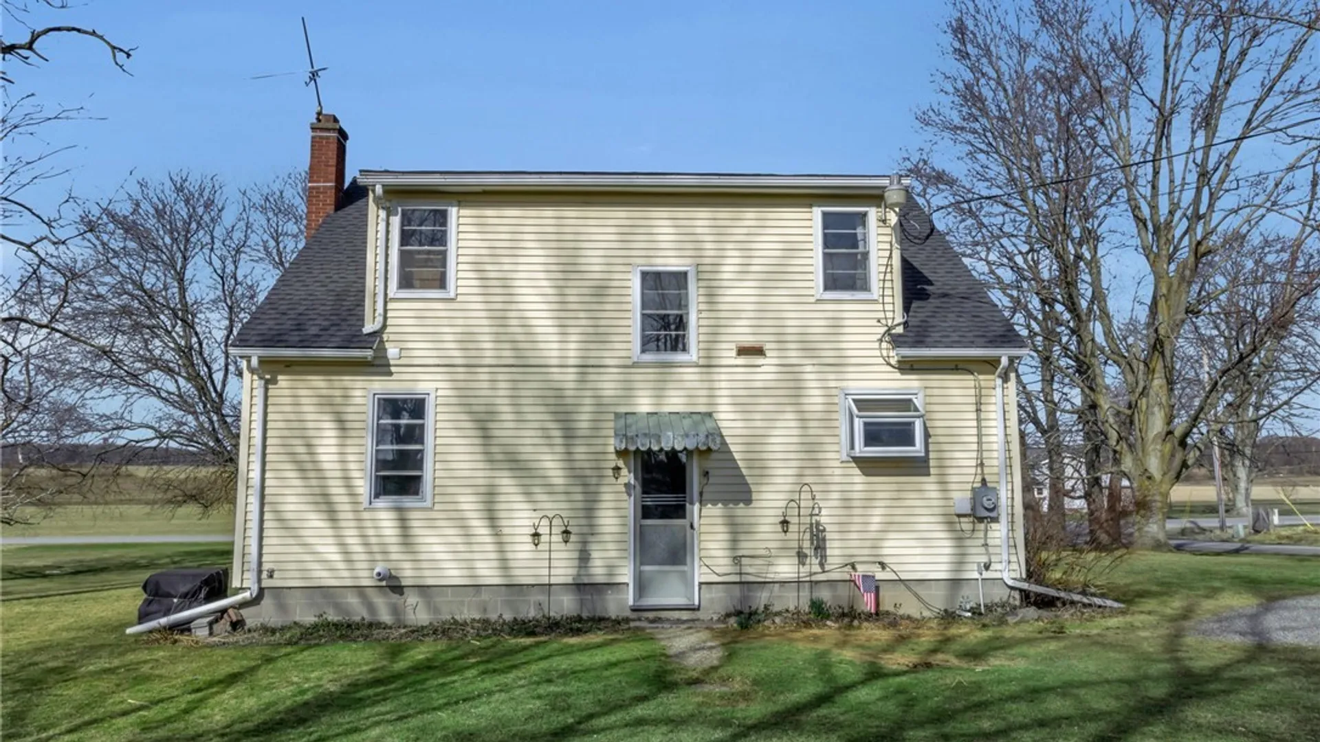 Property at 9471 York Road, Leroy, NY 14482 4