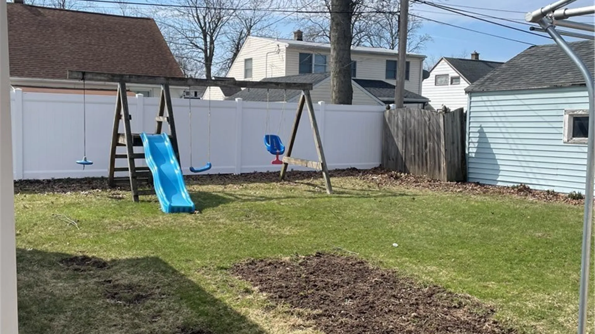 Property at 121 Somerset Avenue, Tonawanda, NY 14150 5