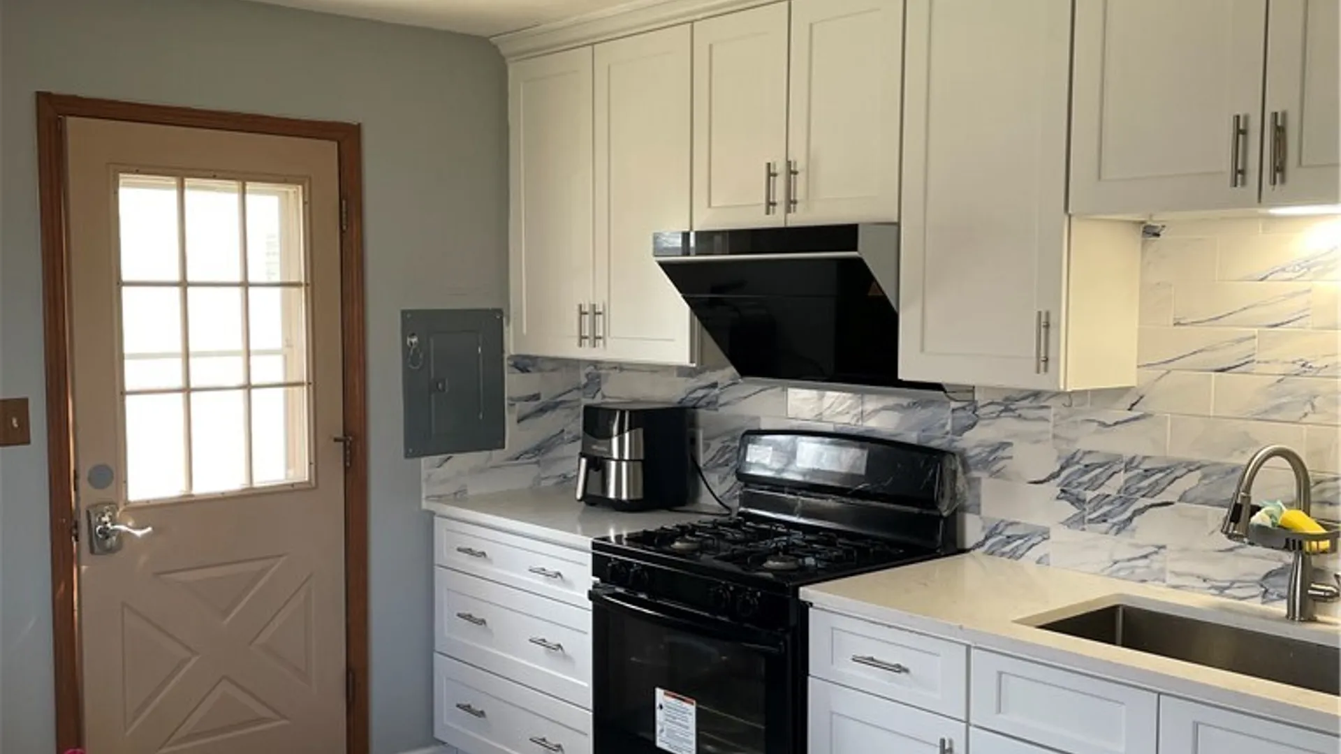 Property at 121 Somerset Avenue, Tonawanda, NY 14150 8