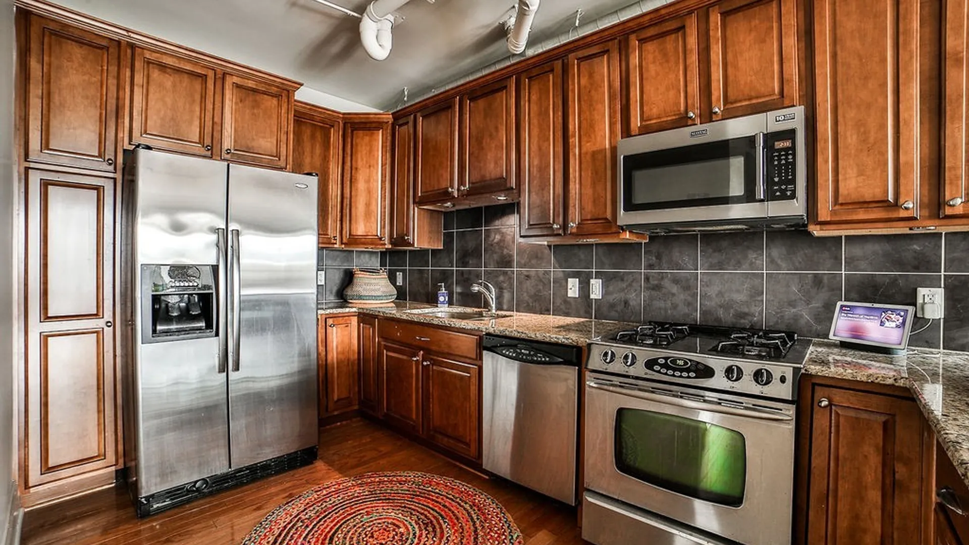 Property at 132 Lakefront Boulevard, Buffalo, NY 14202 4