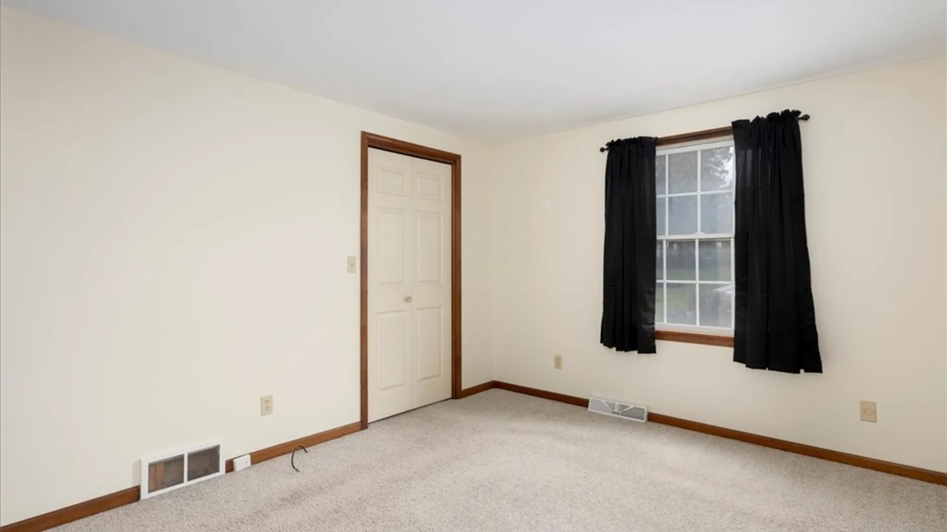 Property at 270 Buffalo Road, Aurora, NY 14052 13