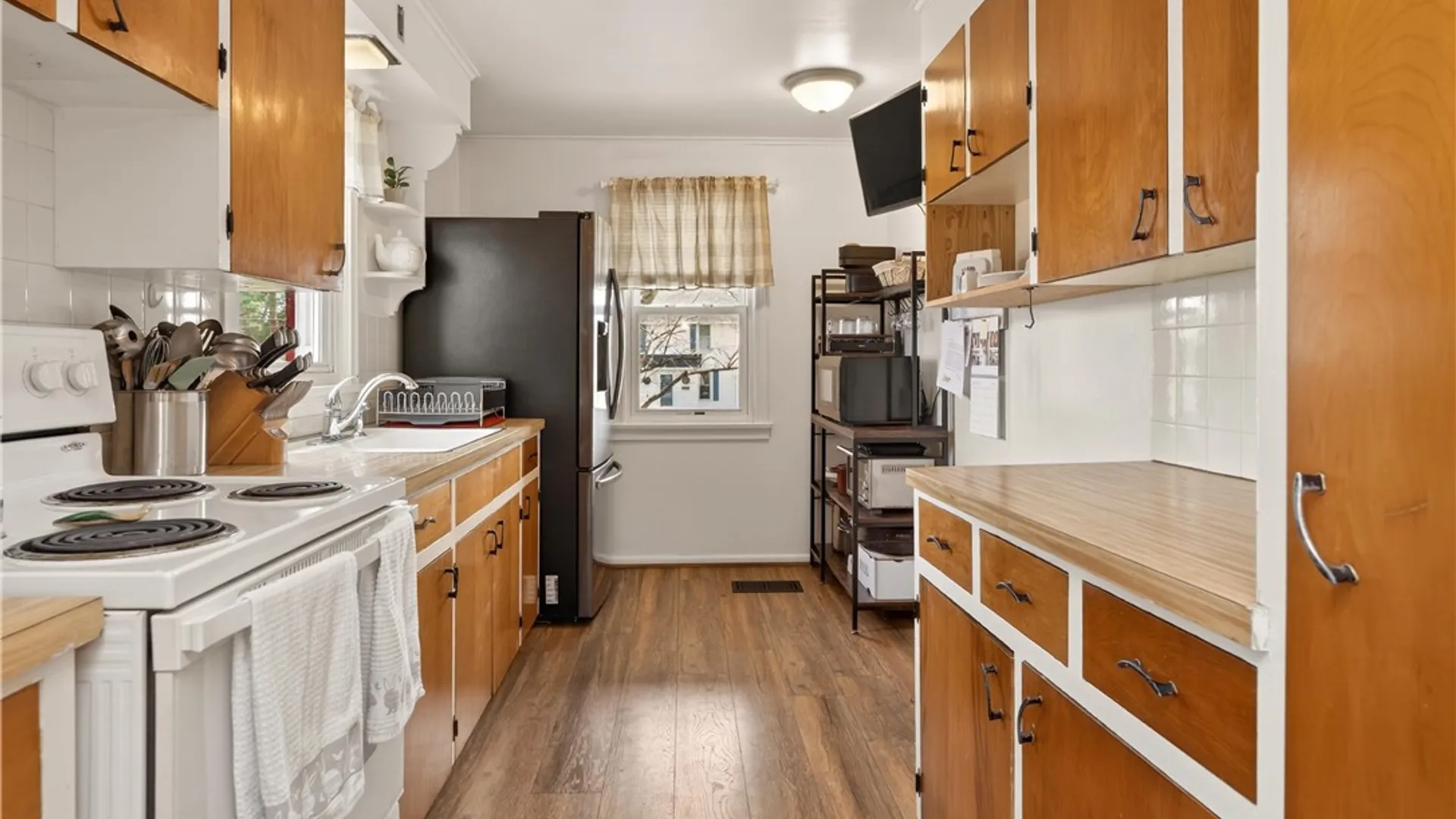 Property at 2513 Genesee Street, York, NY 14533 13