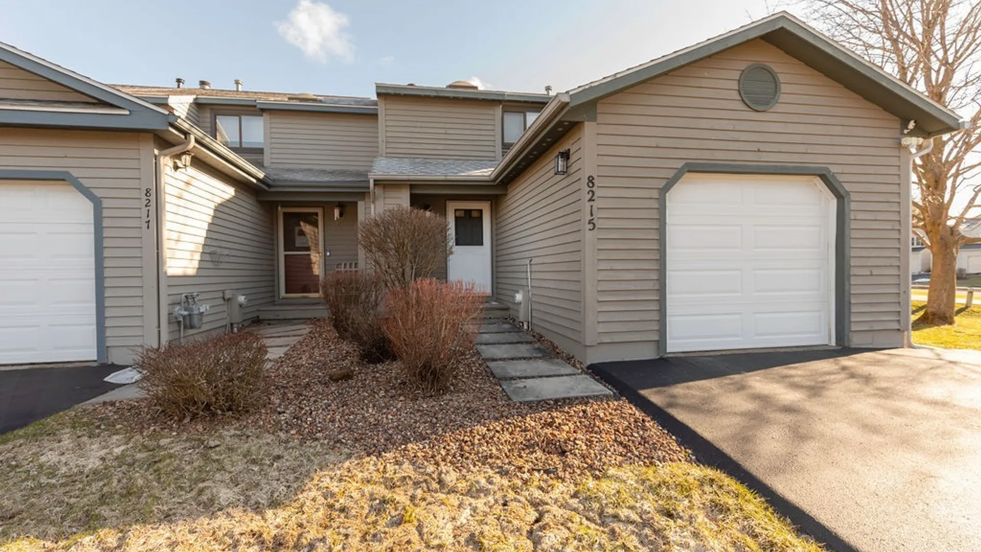 Property at 8215 Beehive Circle, Clay, NY 13090 42