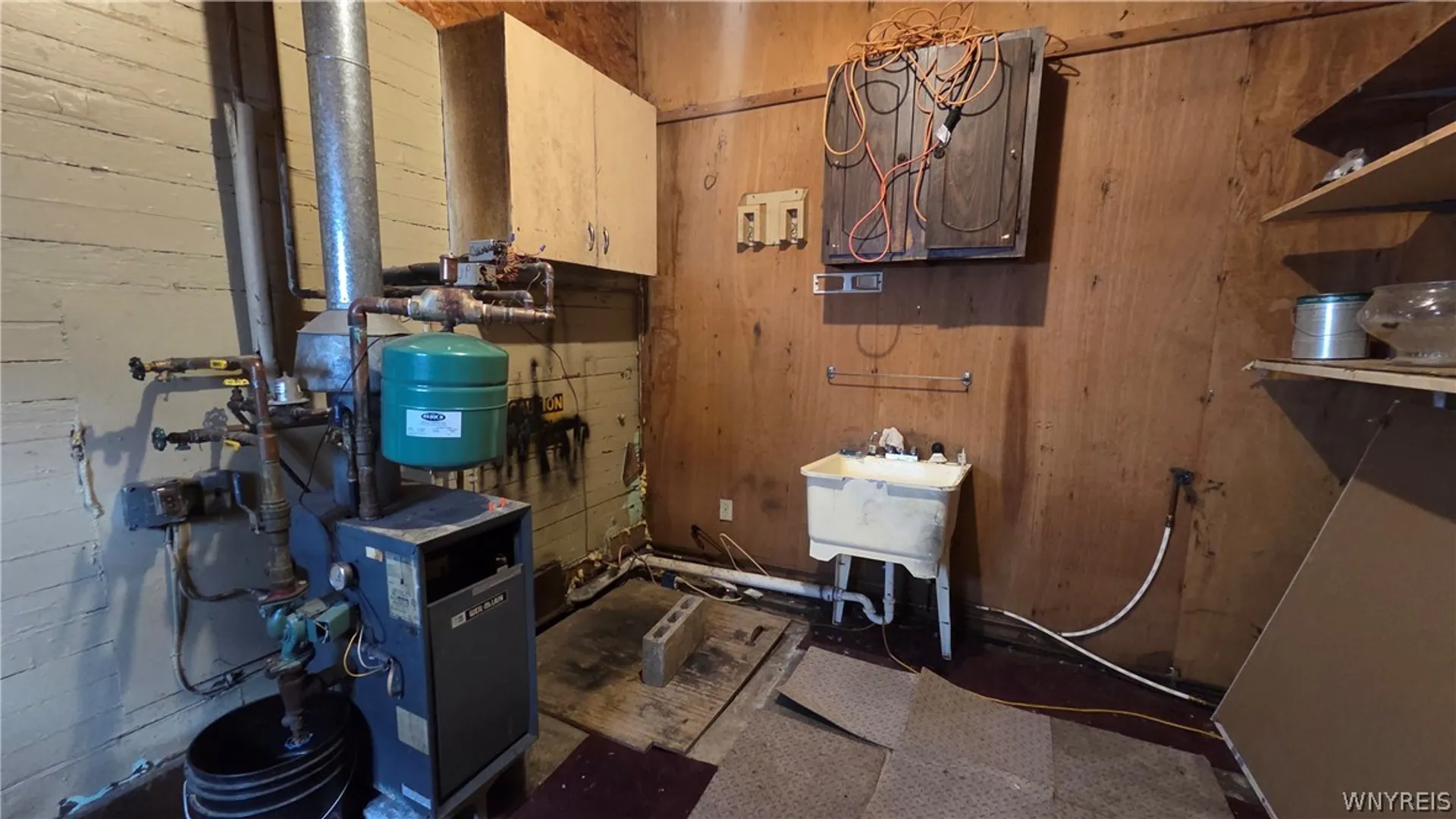 Property at 119 Gilbert Street, Buffalo, NY 14206 16