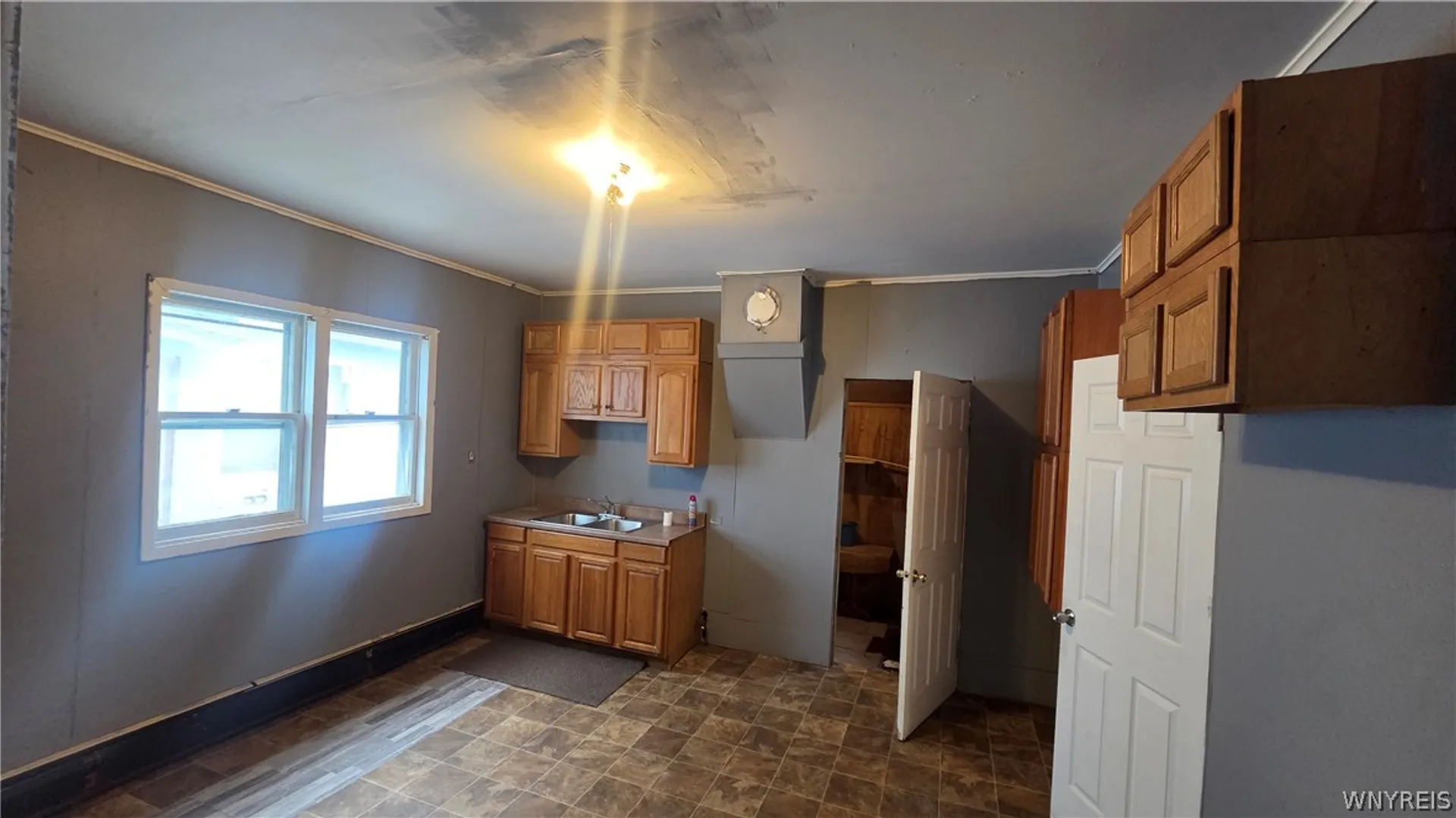 Property at 119 Gilbert Street, Buffalo, NY 14206 8