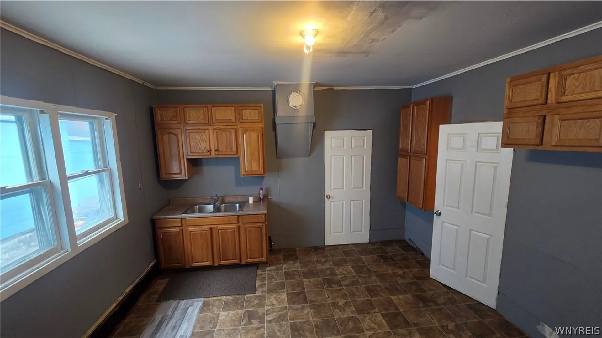 Property at 119 Gilbert Street, Buffalo, NY 14206 9