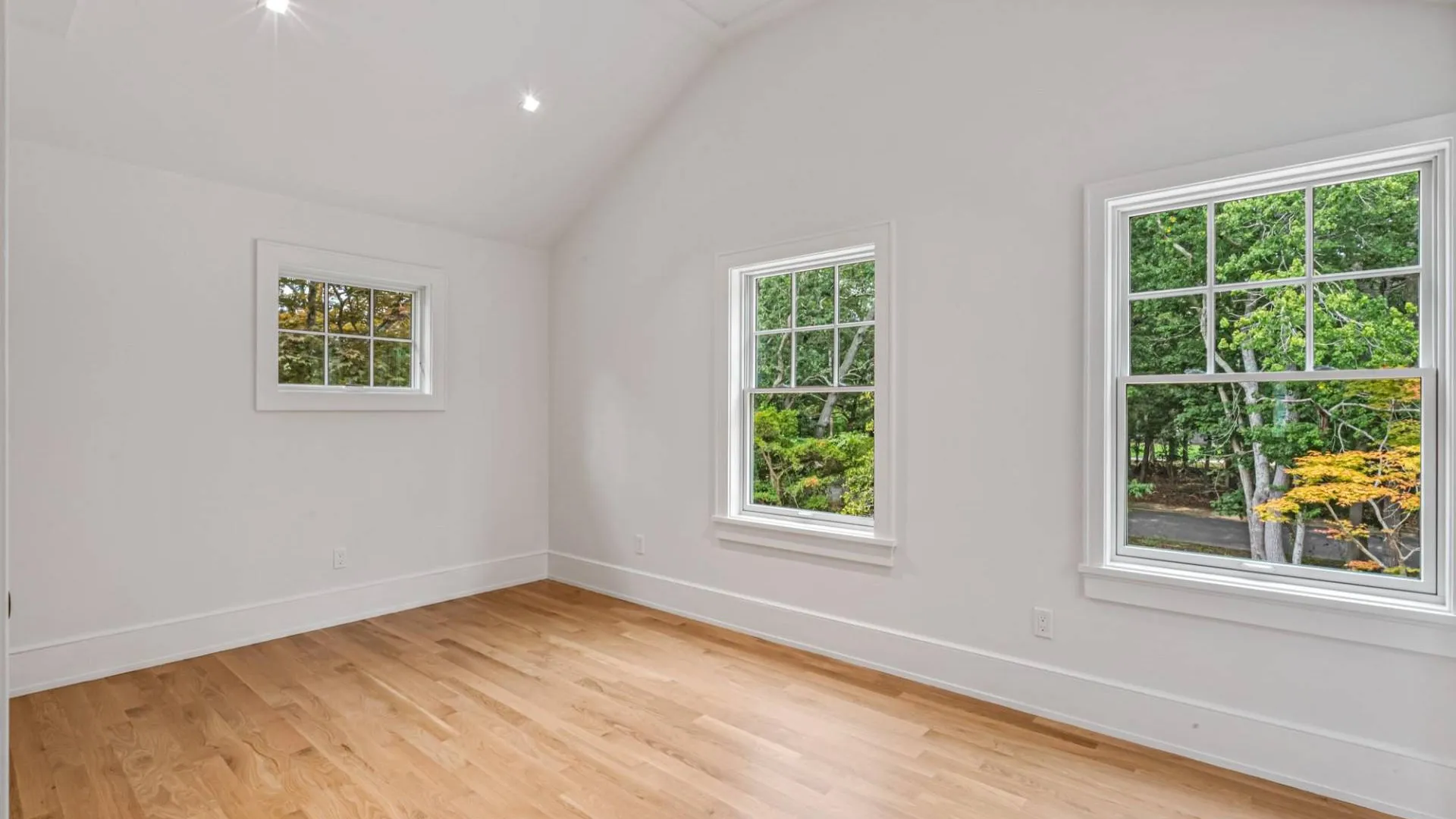 Property at 36 Jagger Lane, Westhampton, NY 11977 24