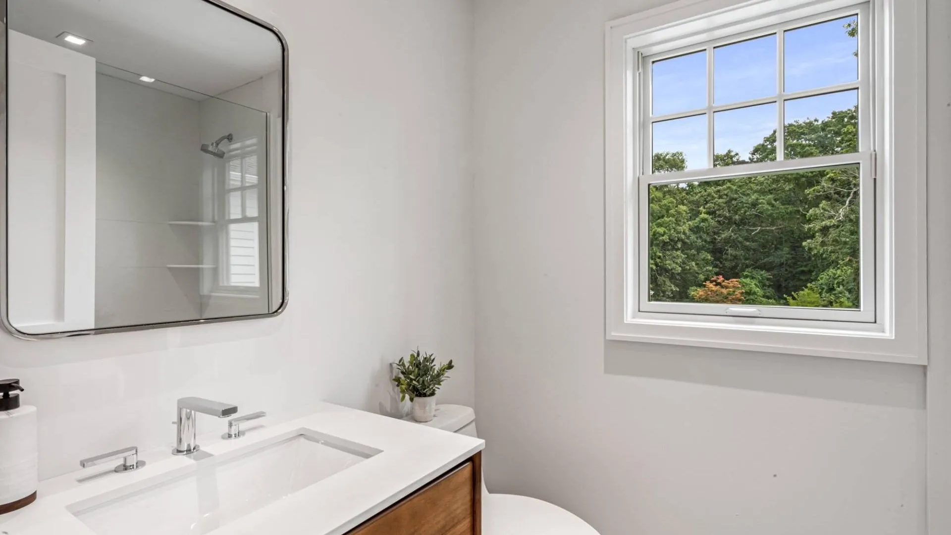 Property at 36 Jagger Lane, Westhampton, NY 11977 30