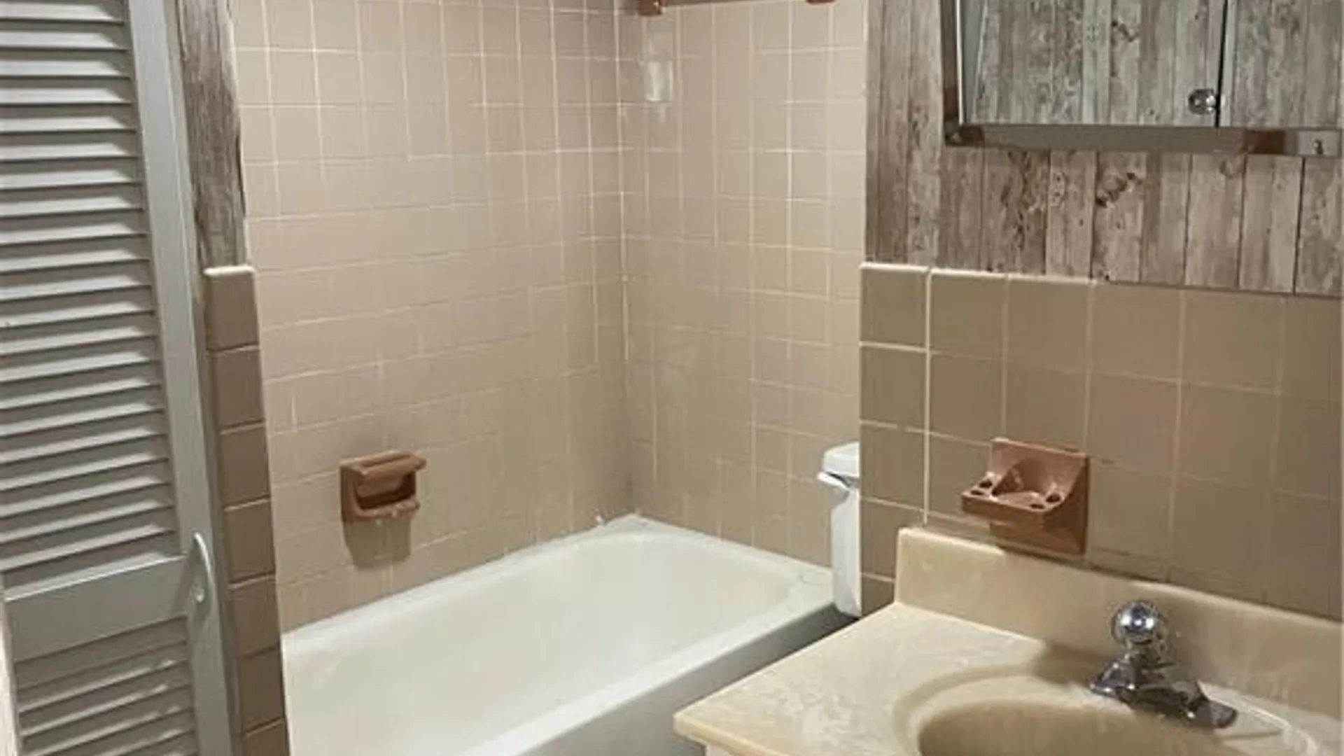 Property at 3018 Grant Boulevard, Syracuse, NY 13208 5