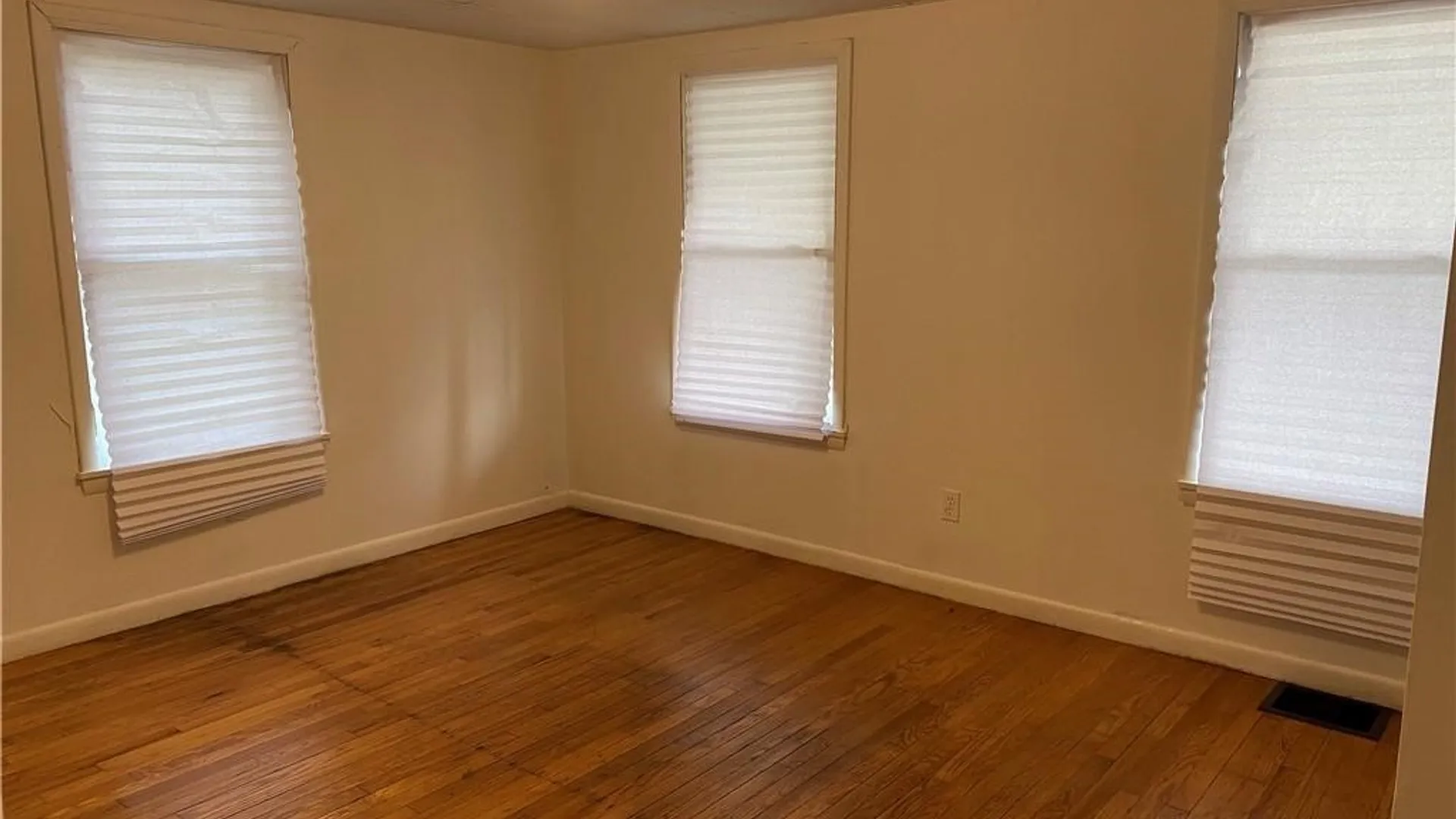 Property at 3018 Grant Boulevard, Syracuse, NY 13208 8