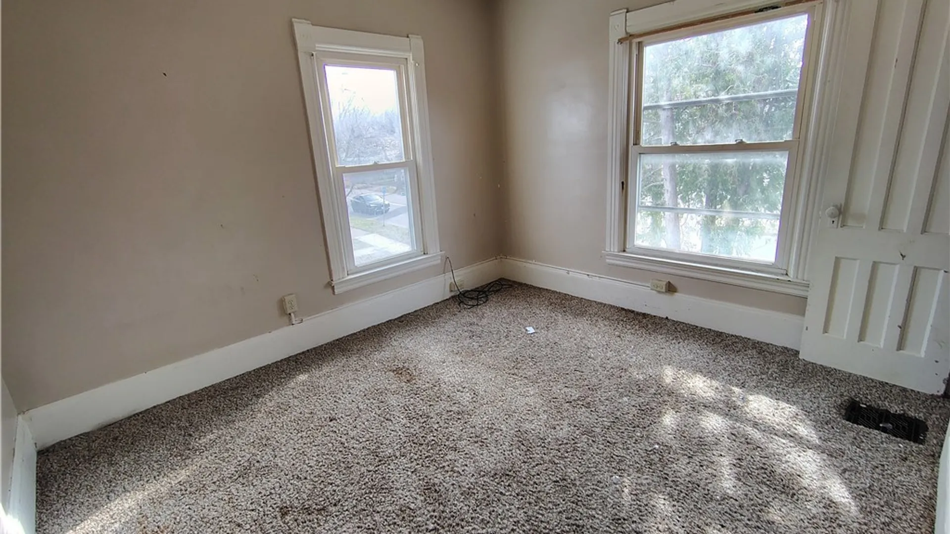 Property at 2331 Midland Avenue, Syracuse, NY 13205 15