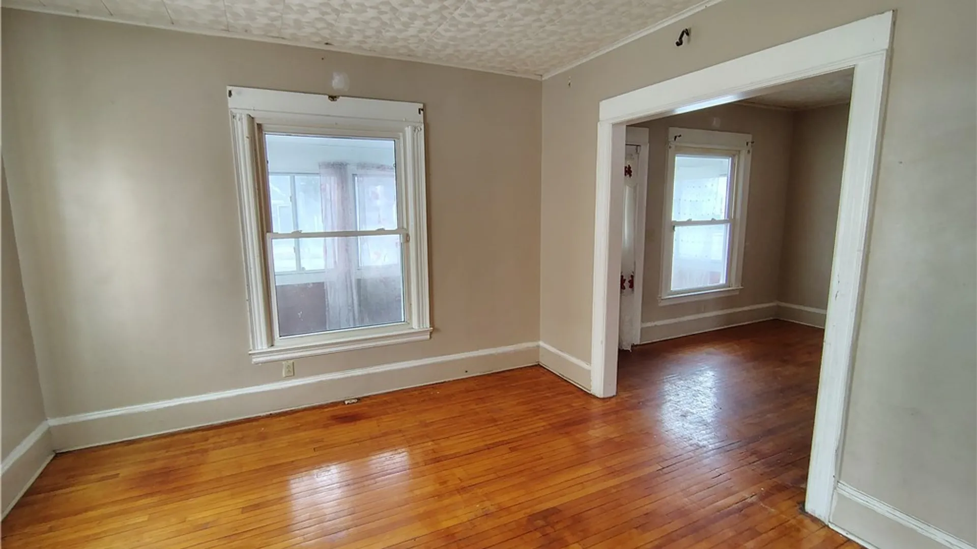 Property at 2331 Midland Avenue, Syracuse, NY 13205 8