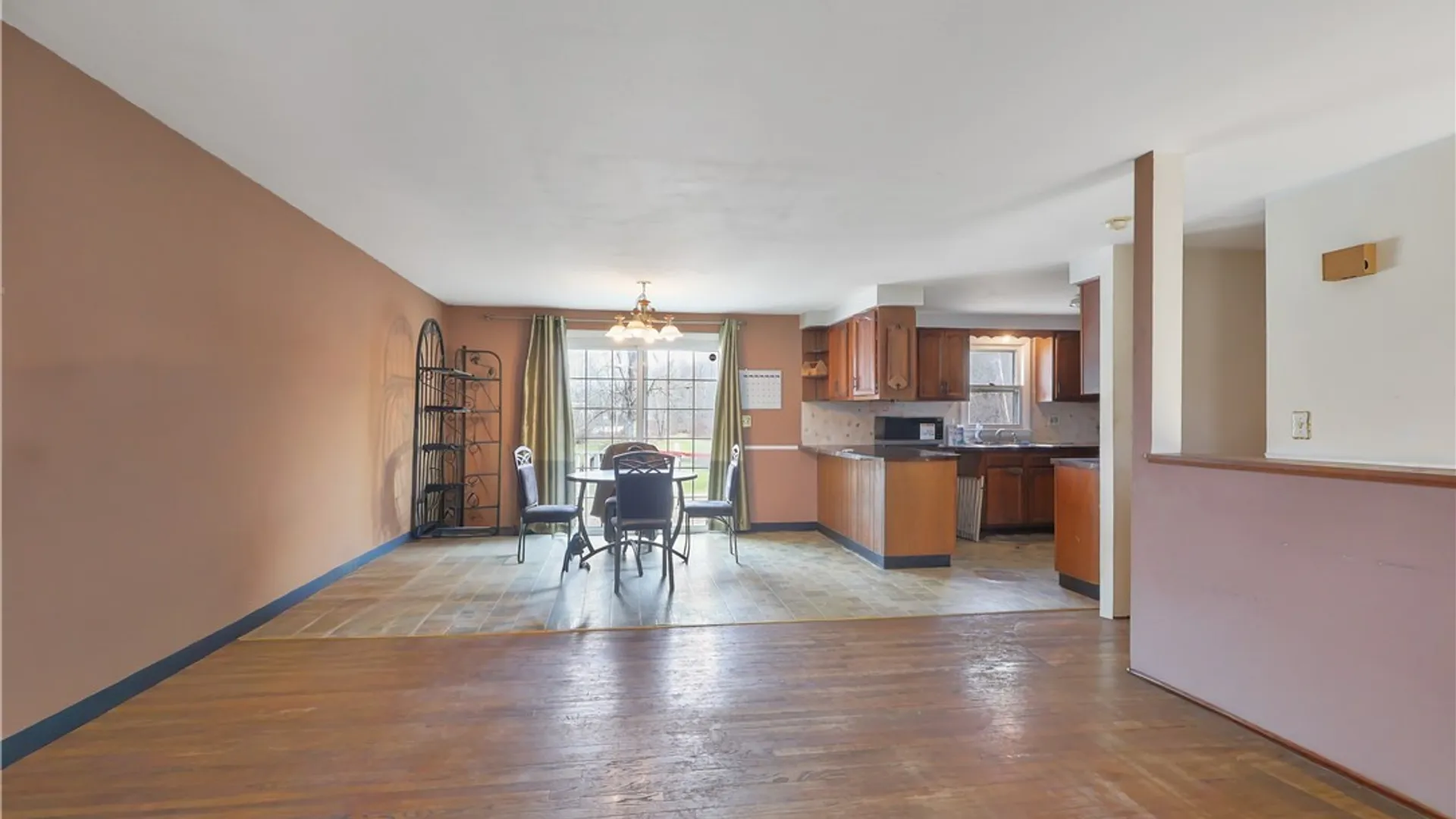 Property at 9446 Bear Springs Road, Cicero, NY 13029 4