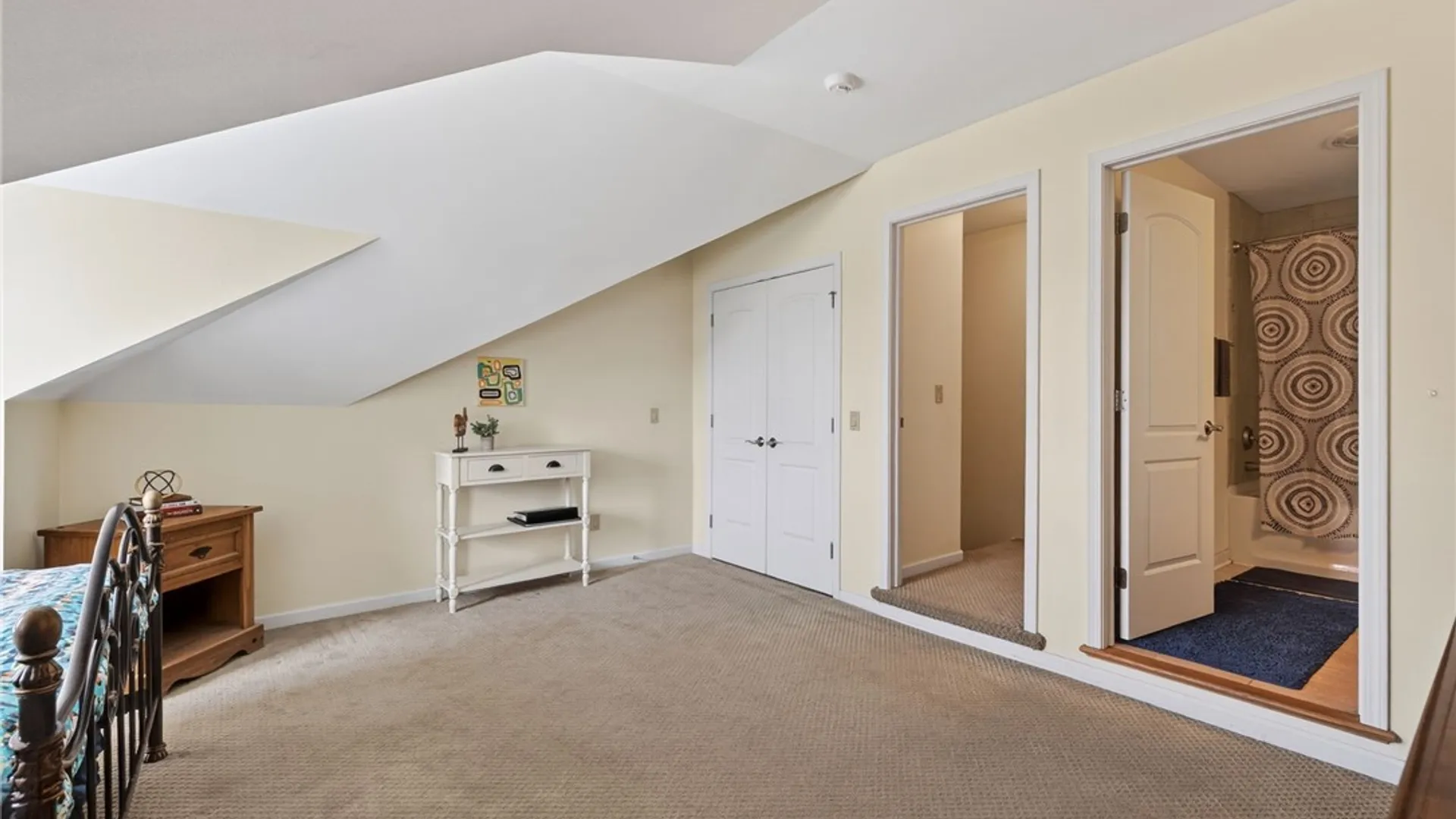 Property at 271 Bretlyn Circle Circle, Brighton, NY 14618 30