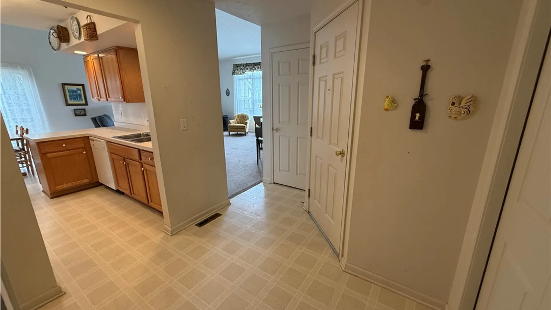 Property at 163 Lillian Lane, Greece, NY 14616 17