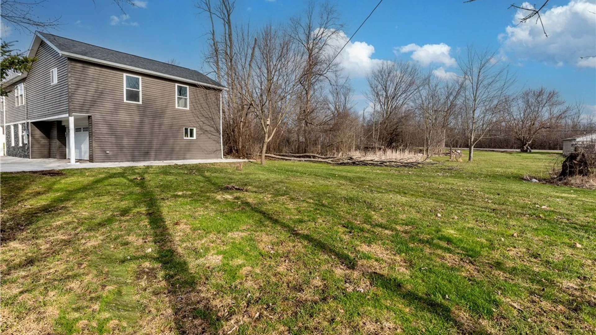 Property at 365 Elmwood Road, Grand Island, NY 14072 6