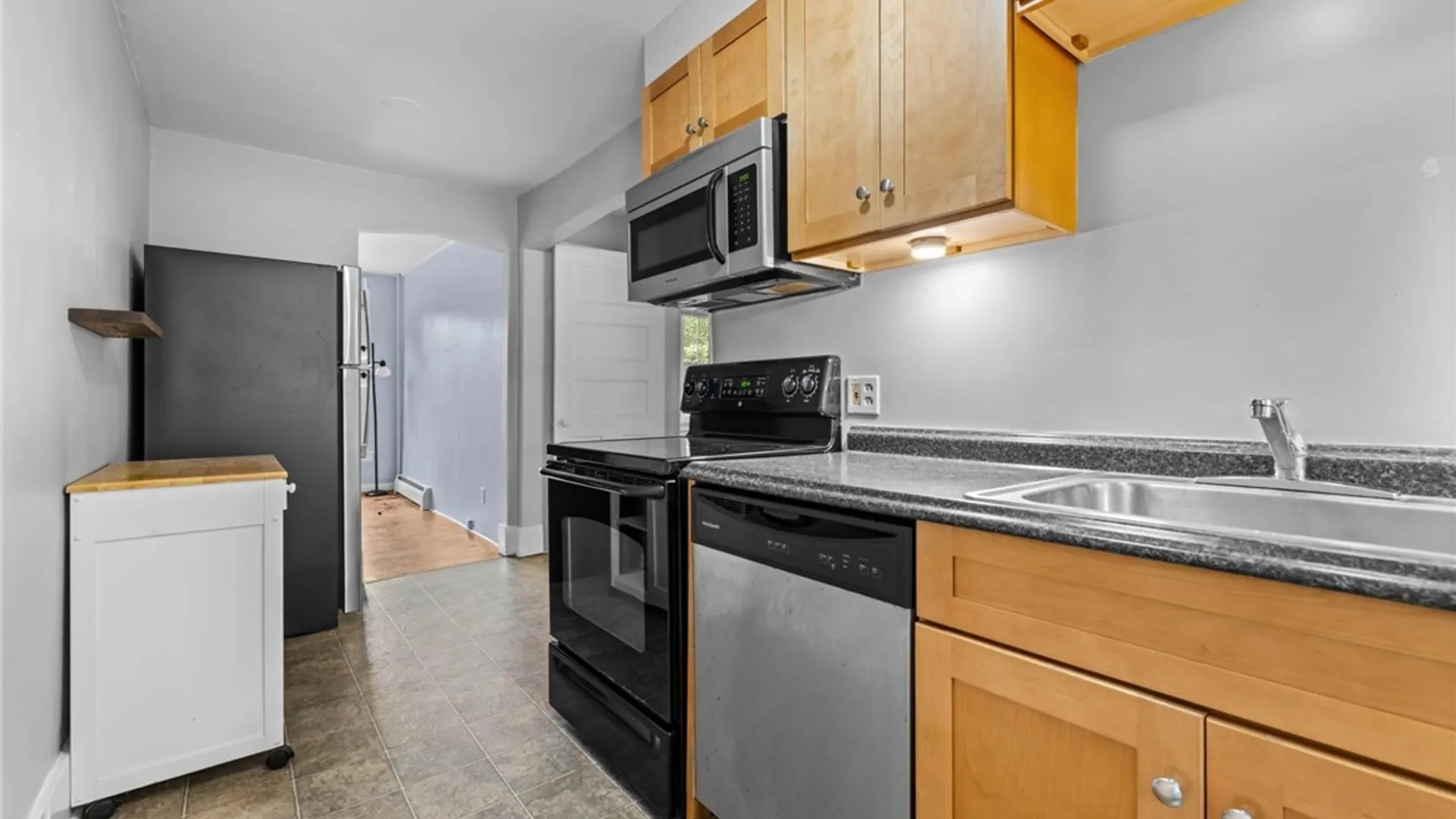 Property at 619 Elmwood Apt 2 Avenue, Buffalo, NY 14222 7